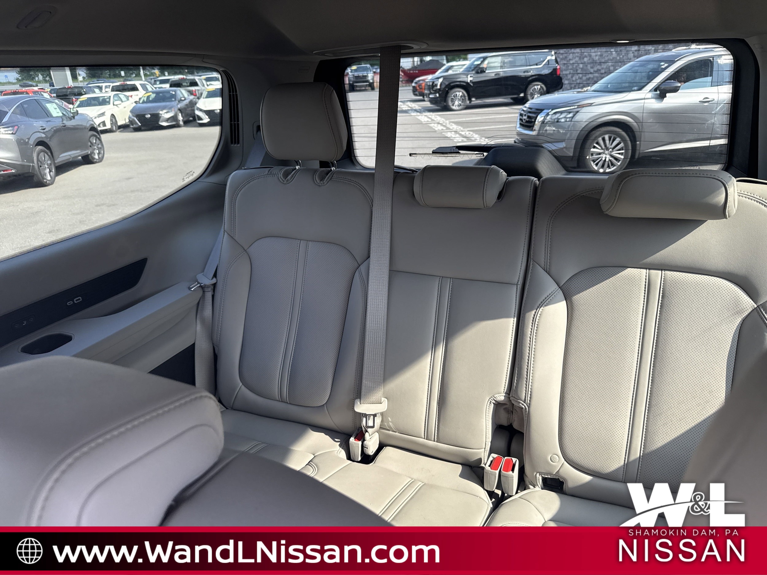 2023 Jeep Wagoneer Series III - Photo 17