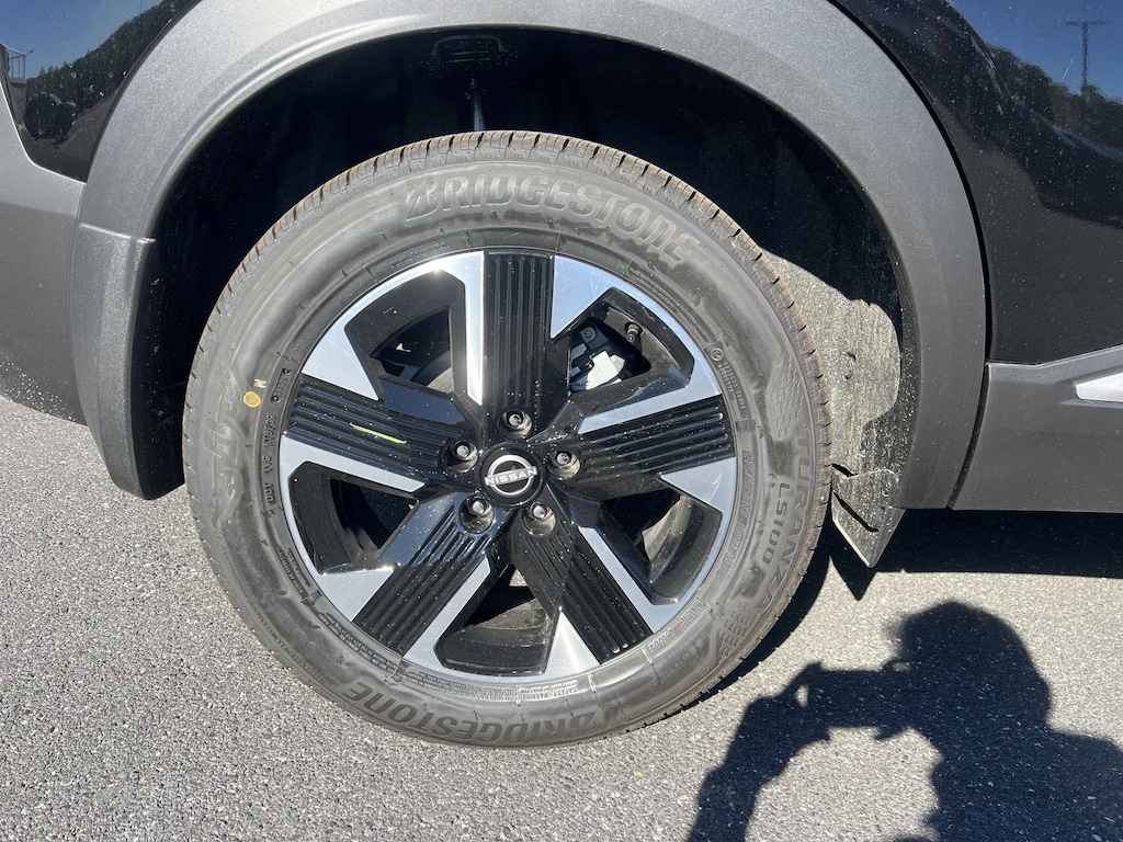 Used 2026 Nissan Kicks SV SUV