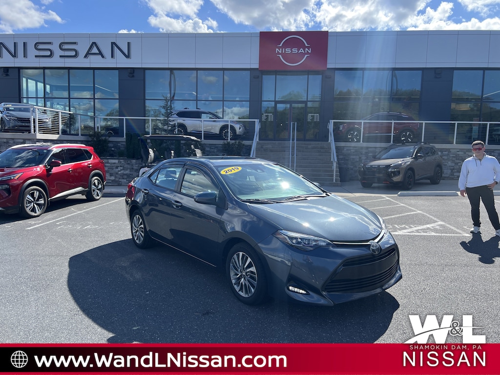 Used 2019 Toyota Corolla XLE Sedan