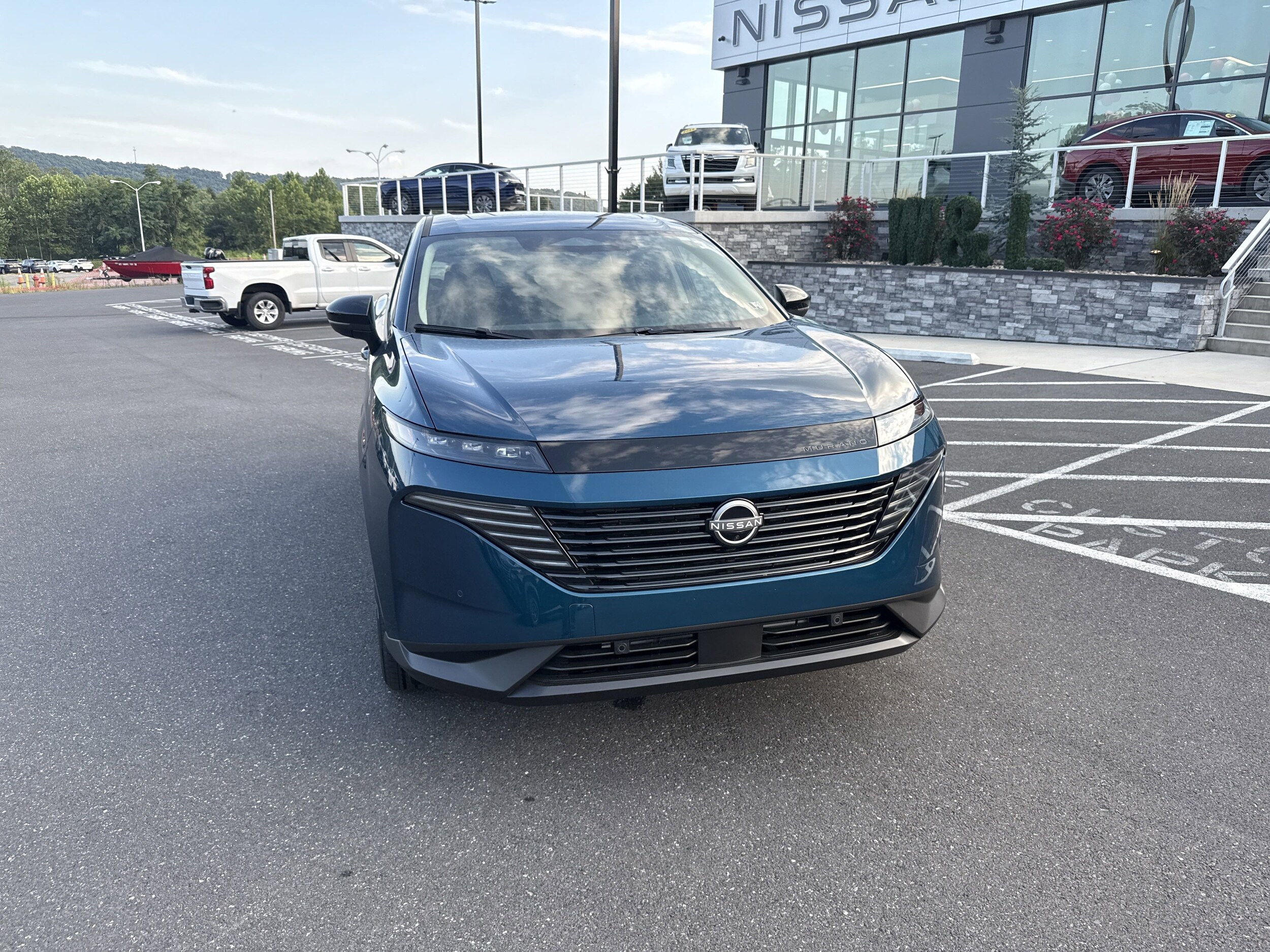 2025 Nissan Murano SL photo 2