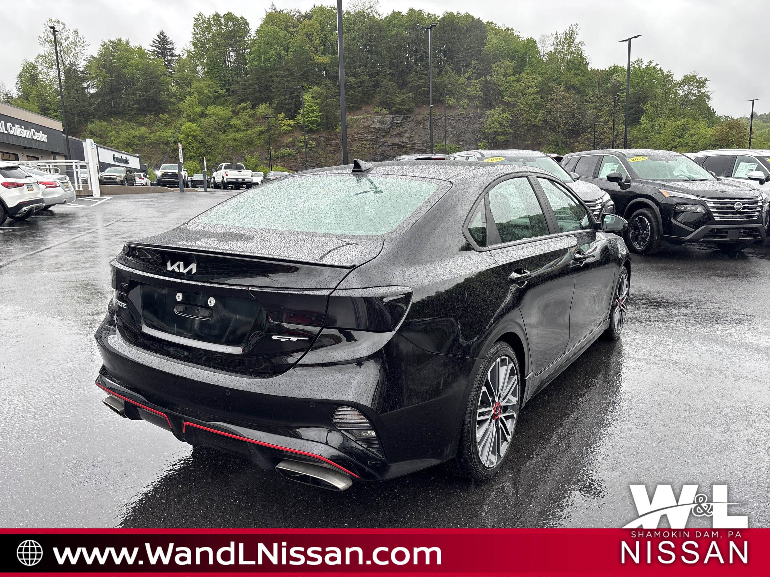 2023 Kia Forte GT photo 4