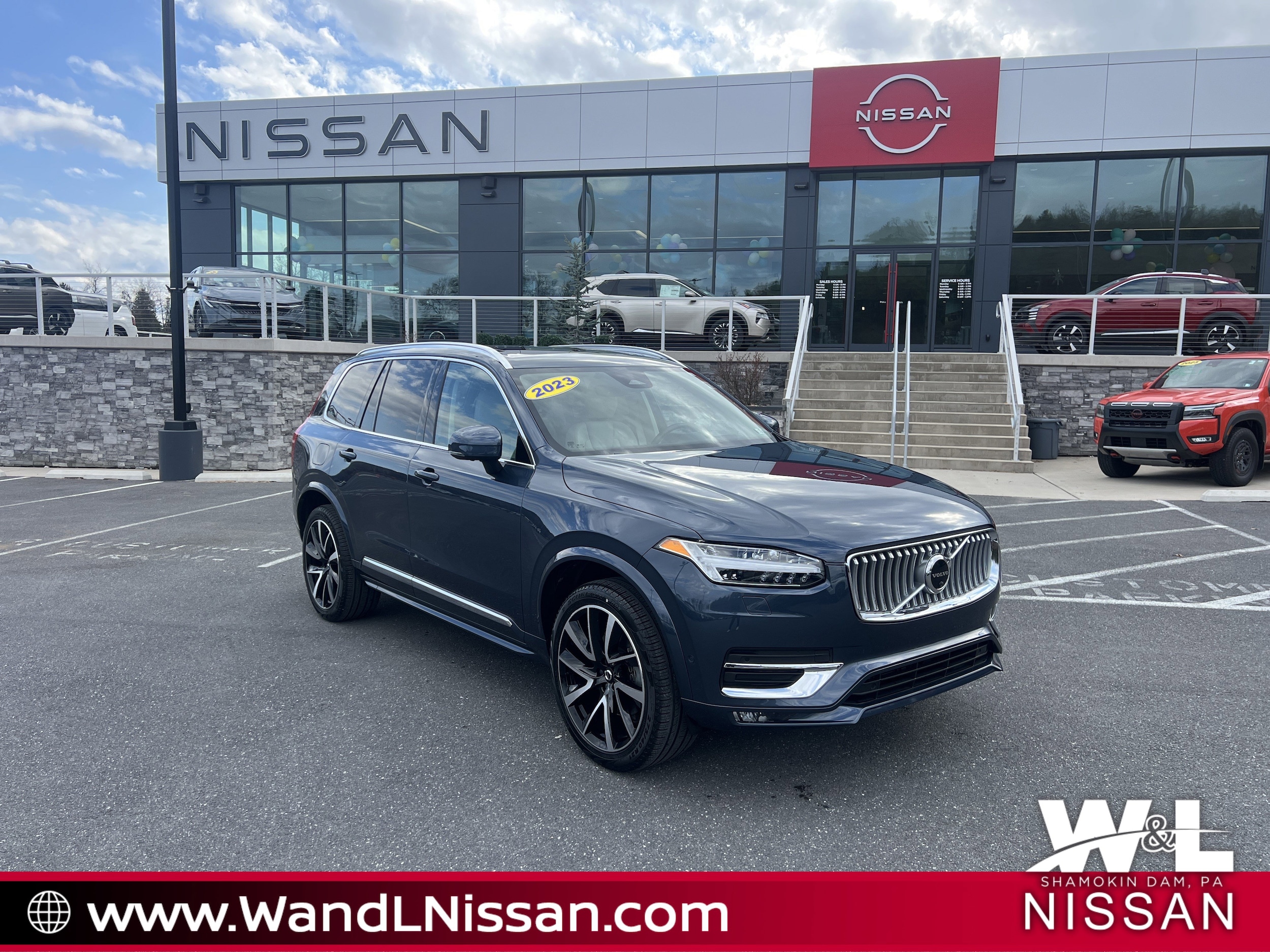 2023 Volvo XC90 B5 Plus 4WD's photo