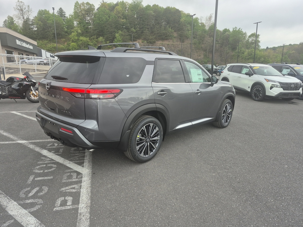 New 2026 Nissan Pathfinder Platinum SUV