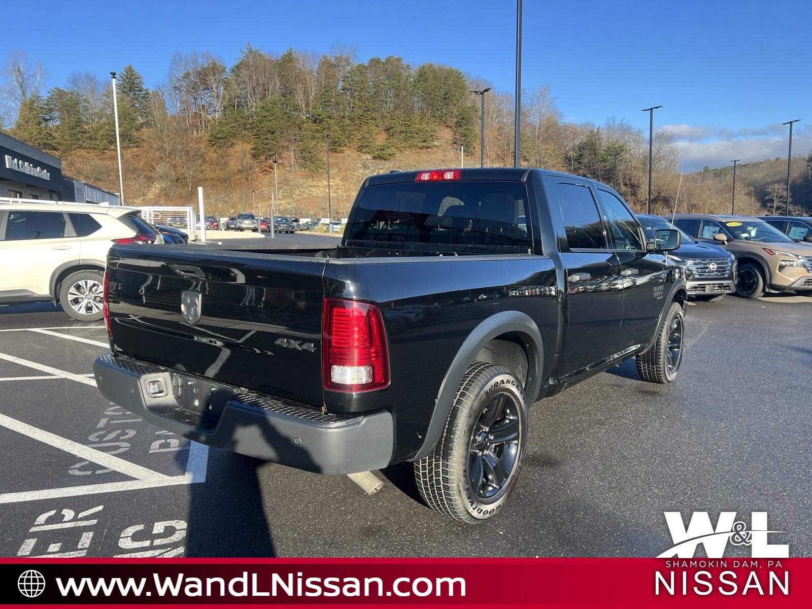 2024 Ram 1500 Classic SLT photo 3