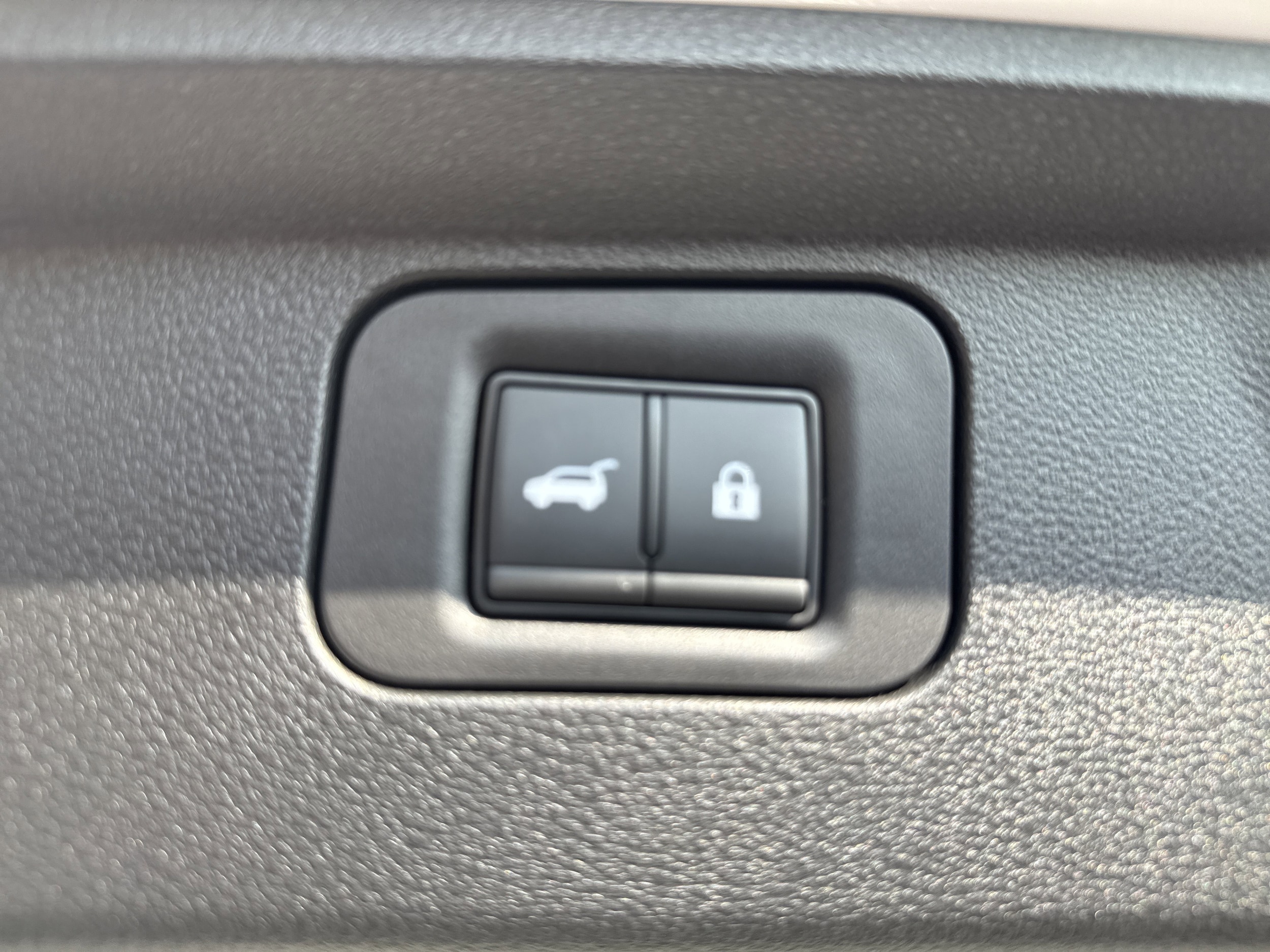 2026 Nissan Armada SL - Photo 18