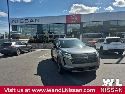 2026 Nissan Pathfinder SL SUV