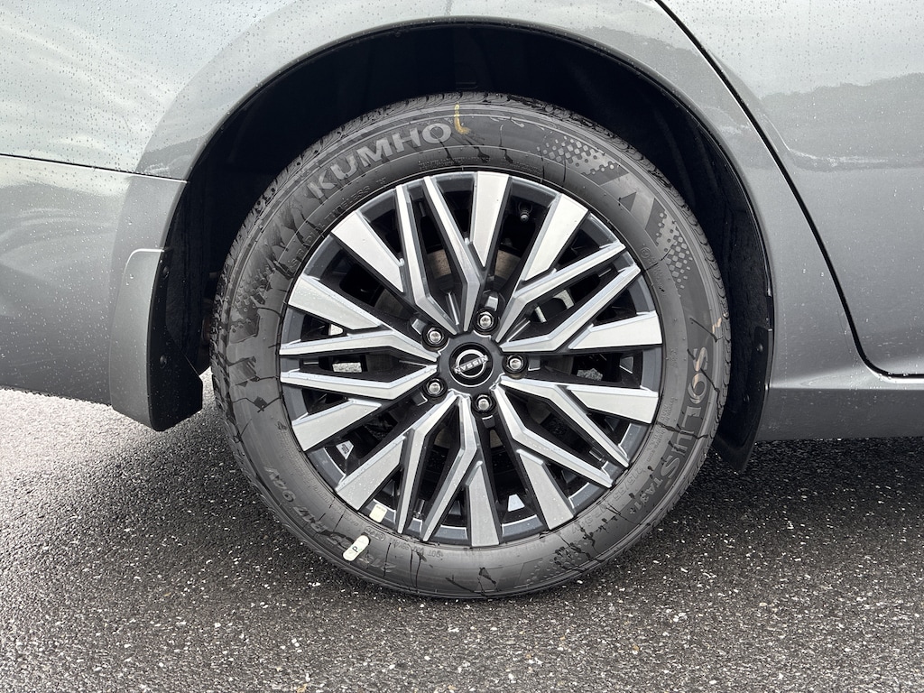 New 2026 Nissan Altima SV Sedan