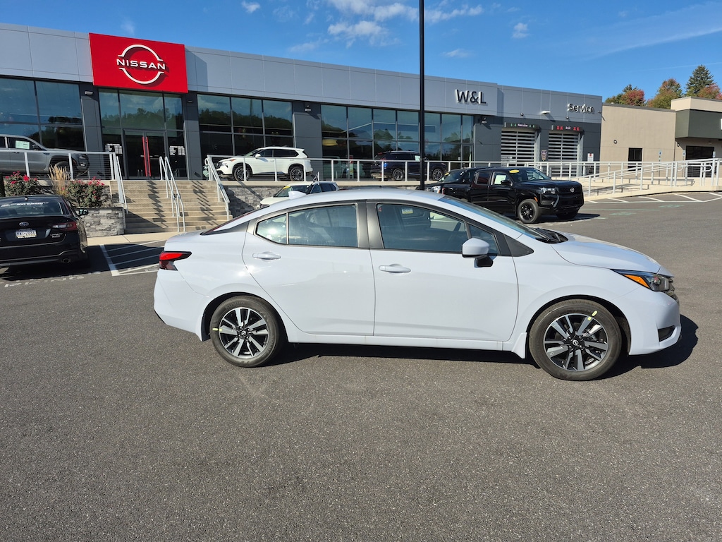 New 2025 Nissan Versa SV Sedan