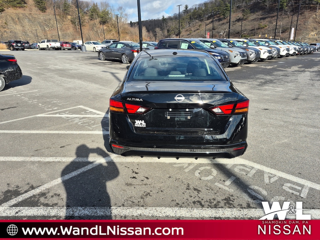 Used 2025 Nissan Altima S Sedan