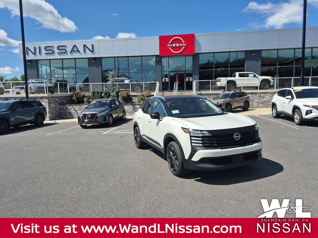 New 2026 Nissan Kicks SR SUV