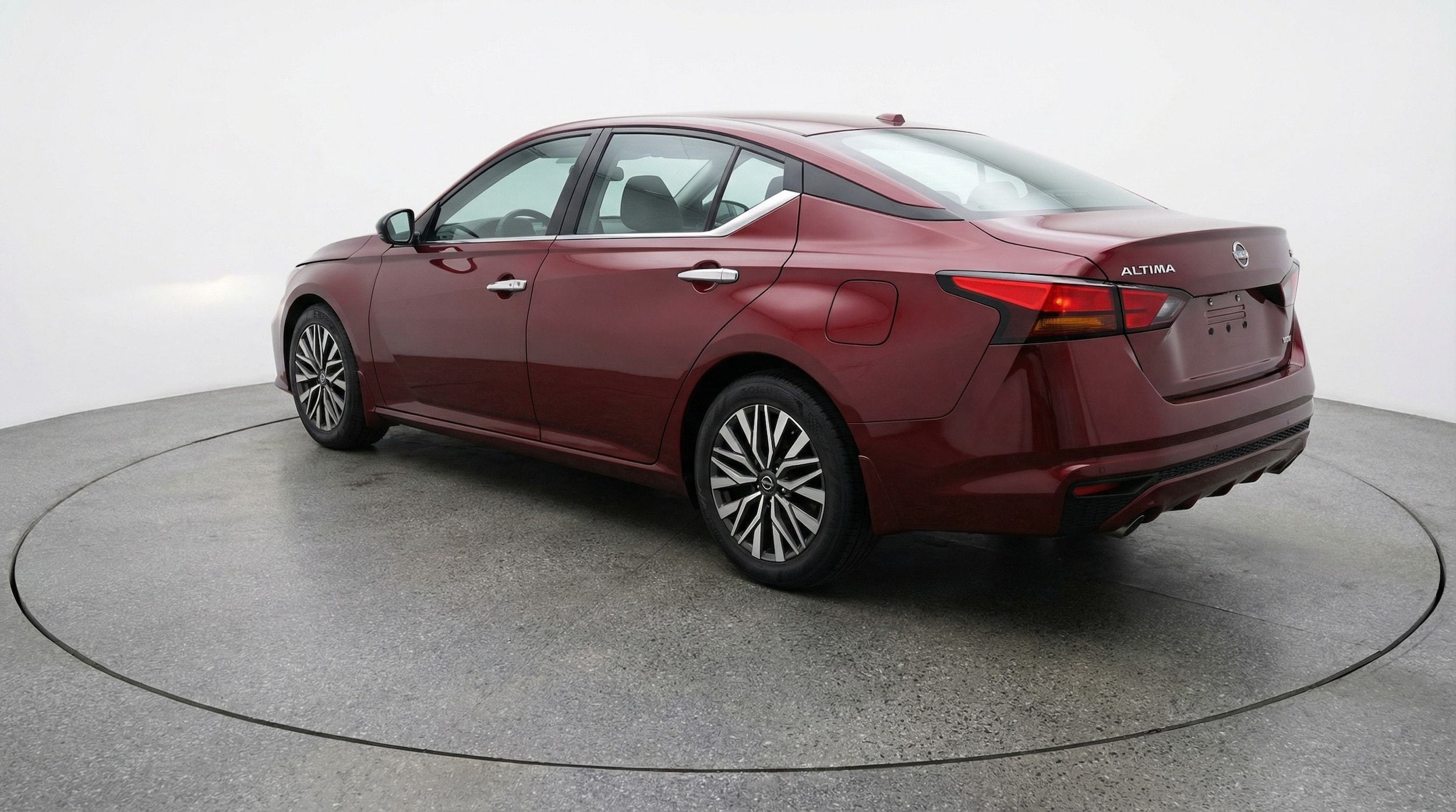 Thumbnail: 2025 Nissan Altima - 5