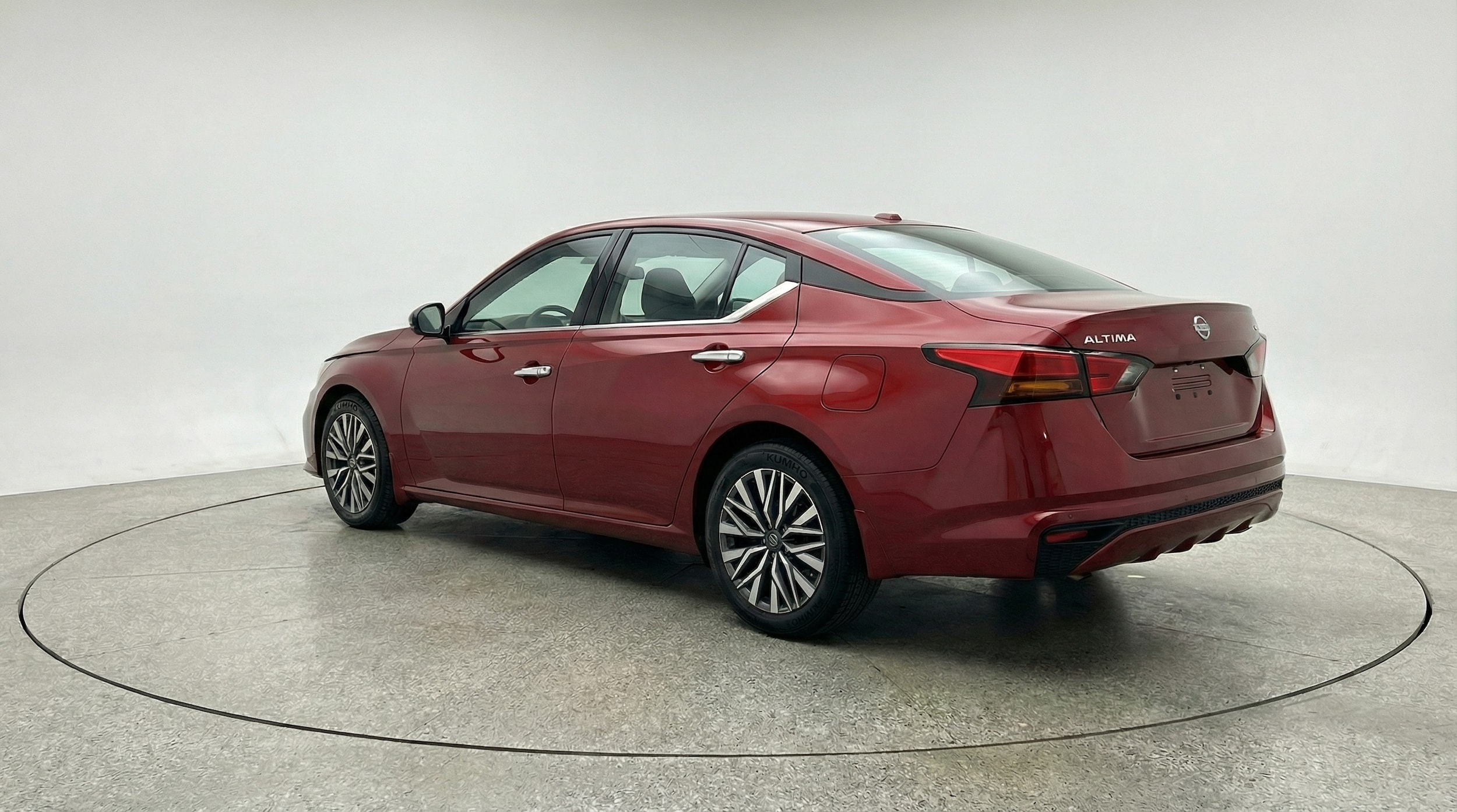 Thumbnail: 2025 Nissan Altima - 5