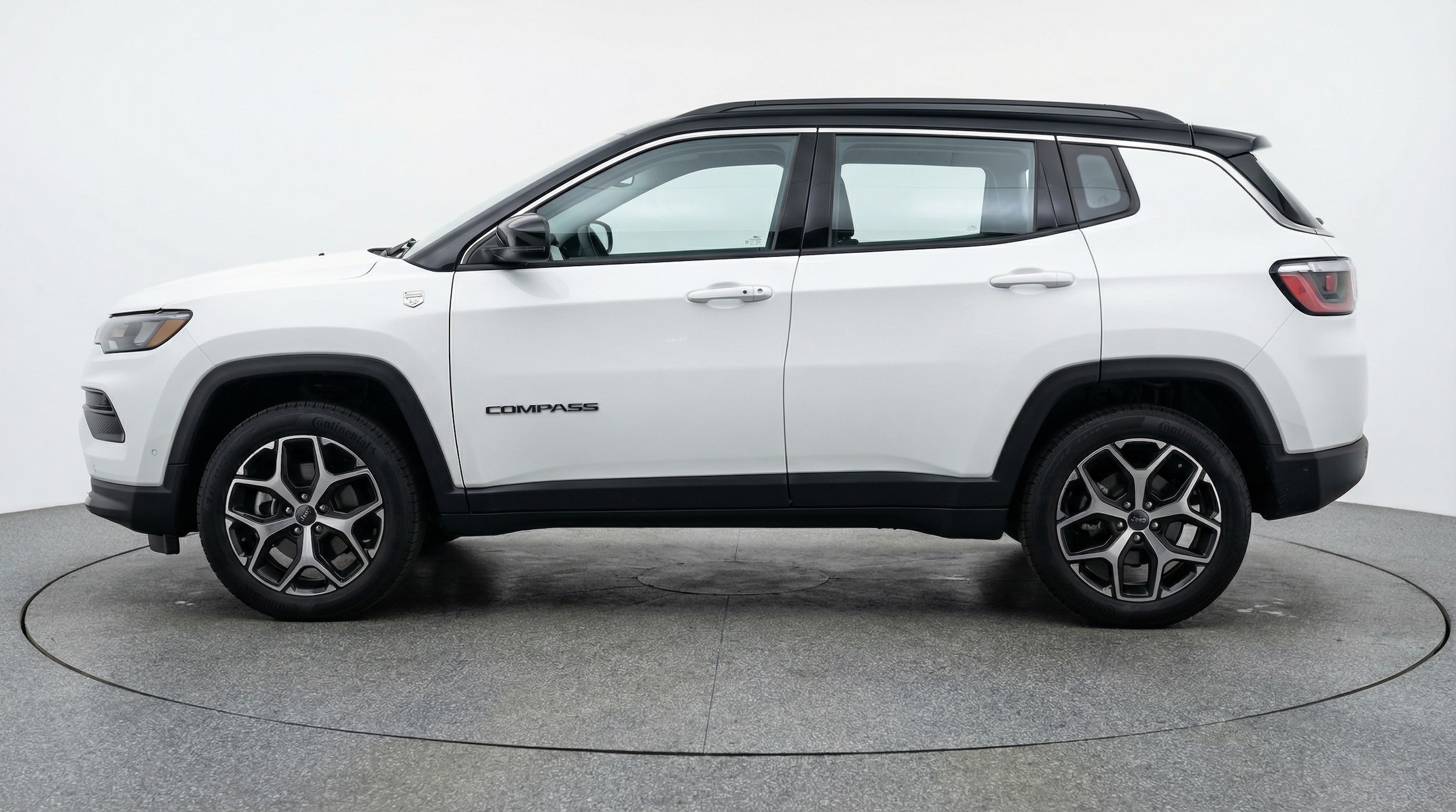 Thumbnail: 2025 Jeep Compass - 4