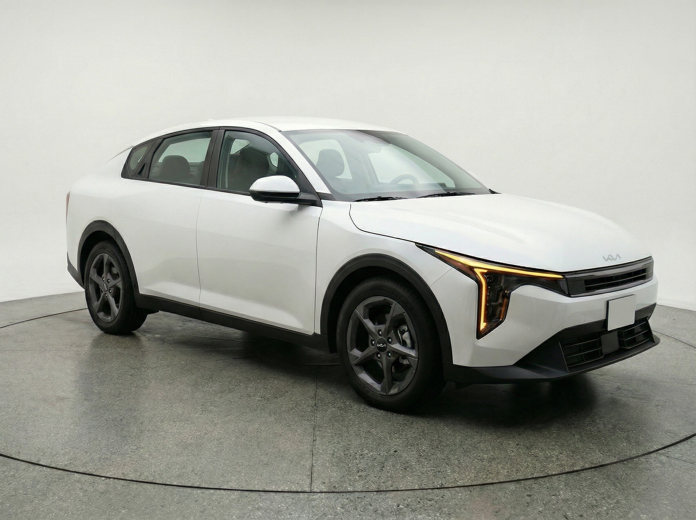 Thumbnail: 2025 Kia K4 - 1