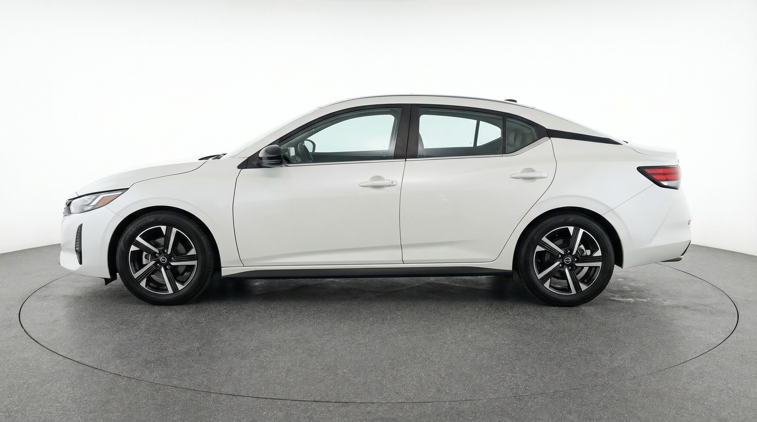 Thumbnail: 2025 Nissan Sentra - 4