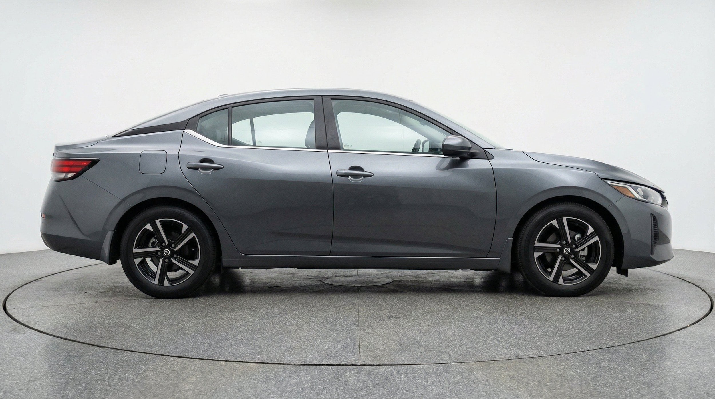Thumbnail: 2025 Nissan Sentra - 11