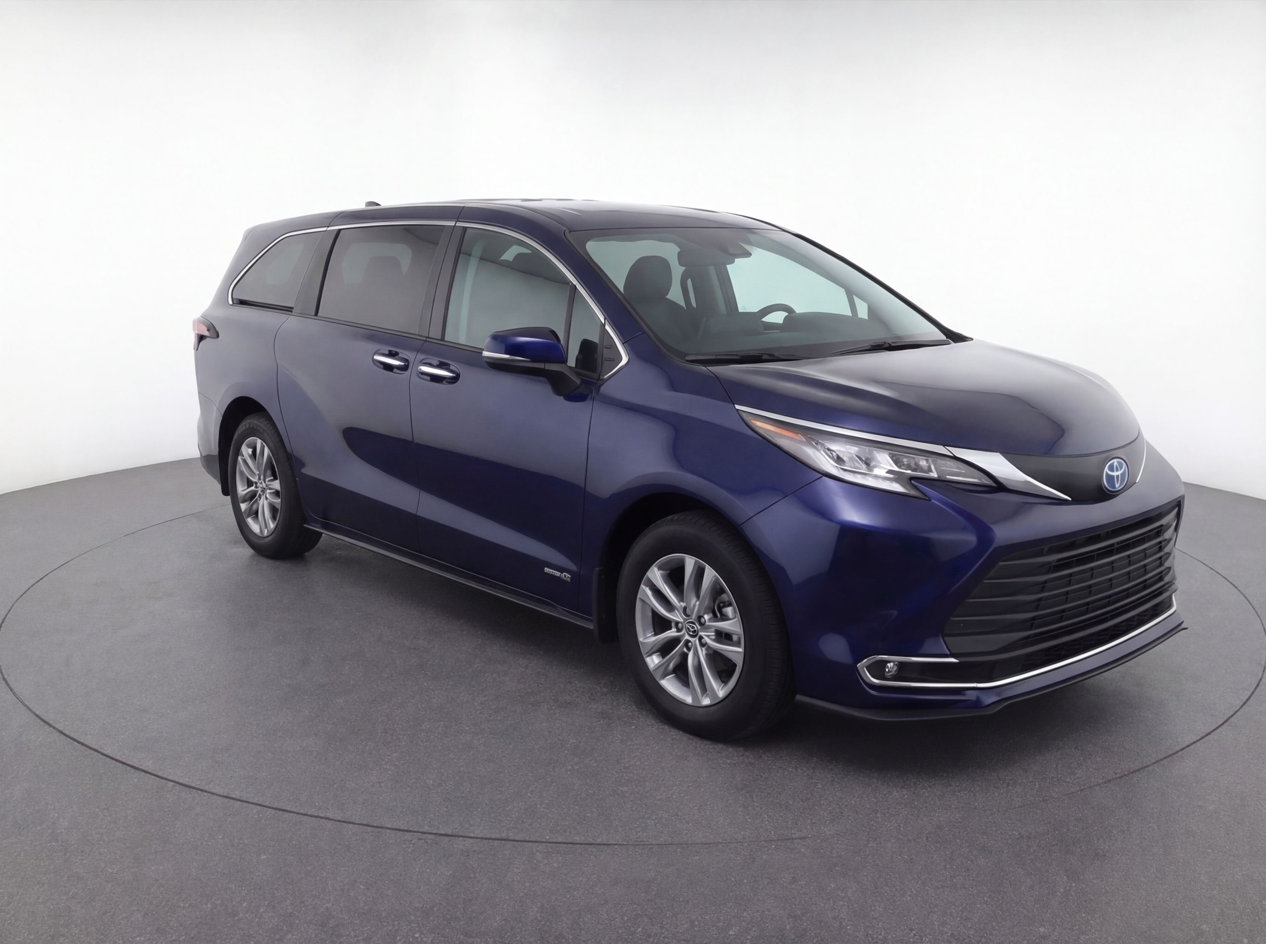 Thumbnail: 2024 Toyota Sienna - 1