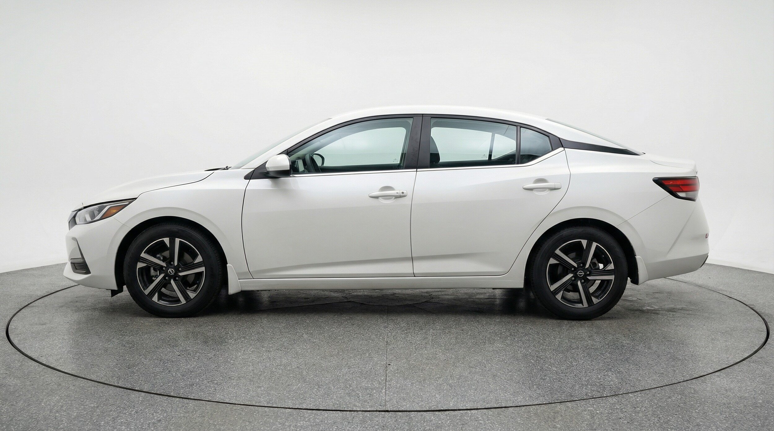 Thumbnail: 2025 Nissan Sentra - 4
