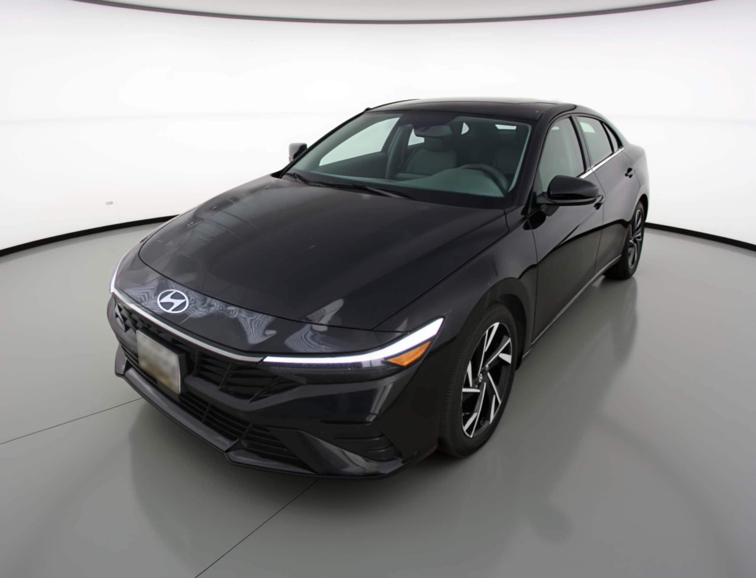 Thumbnail: 2025 Hyundai Elantra - 3