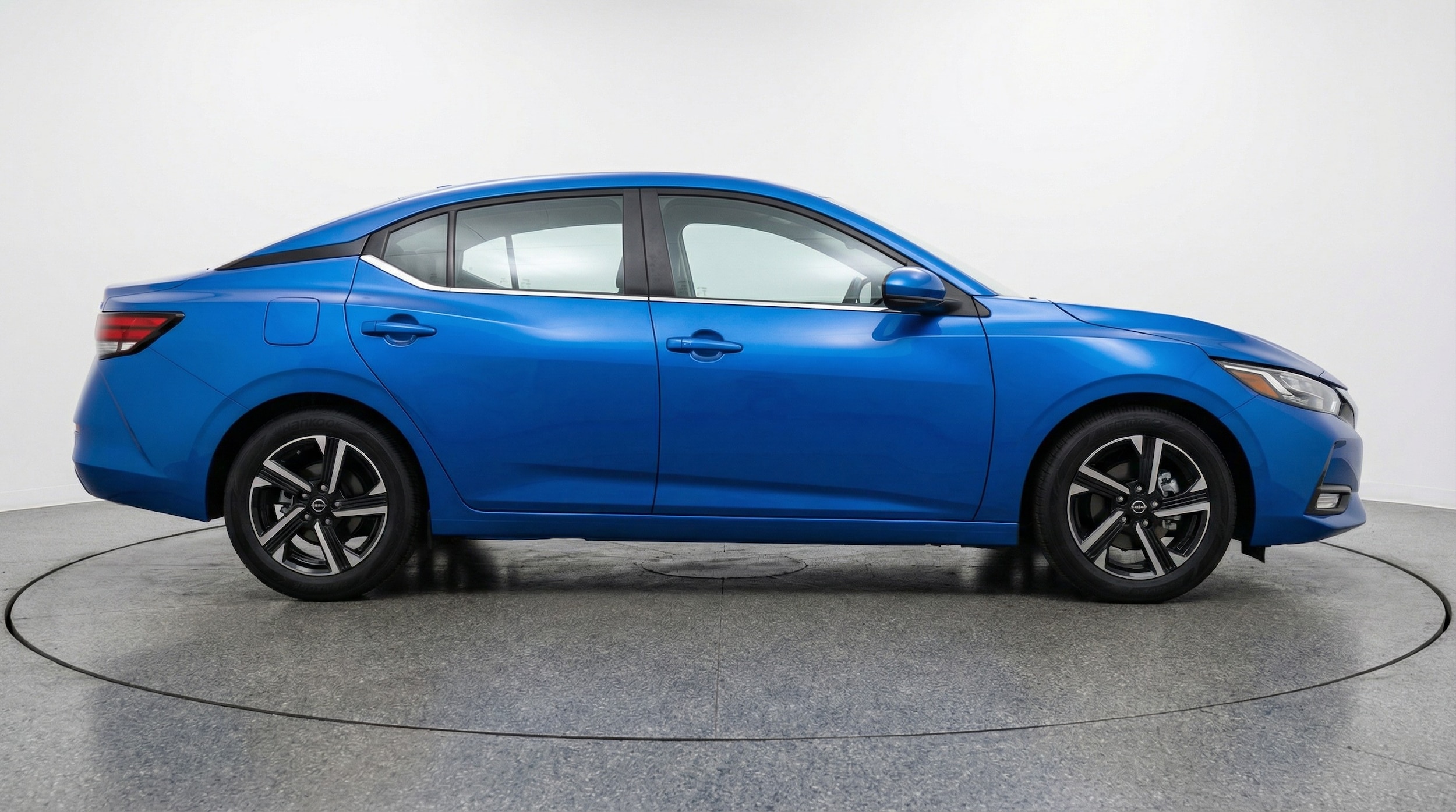 Thumbnail: 2025 Nissan Sentra - 8