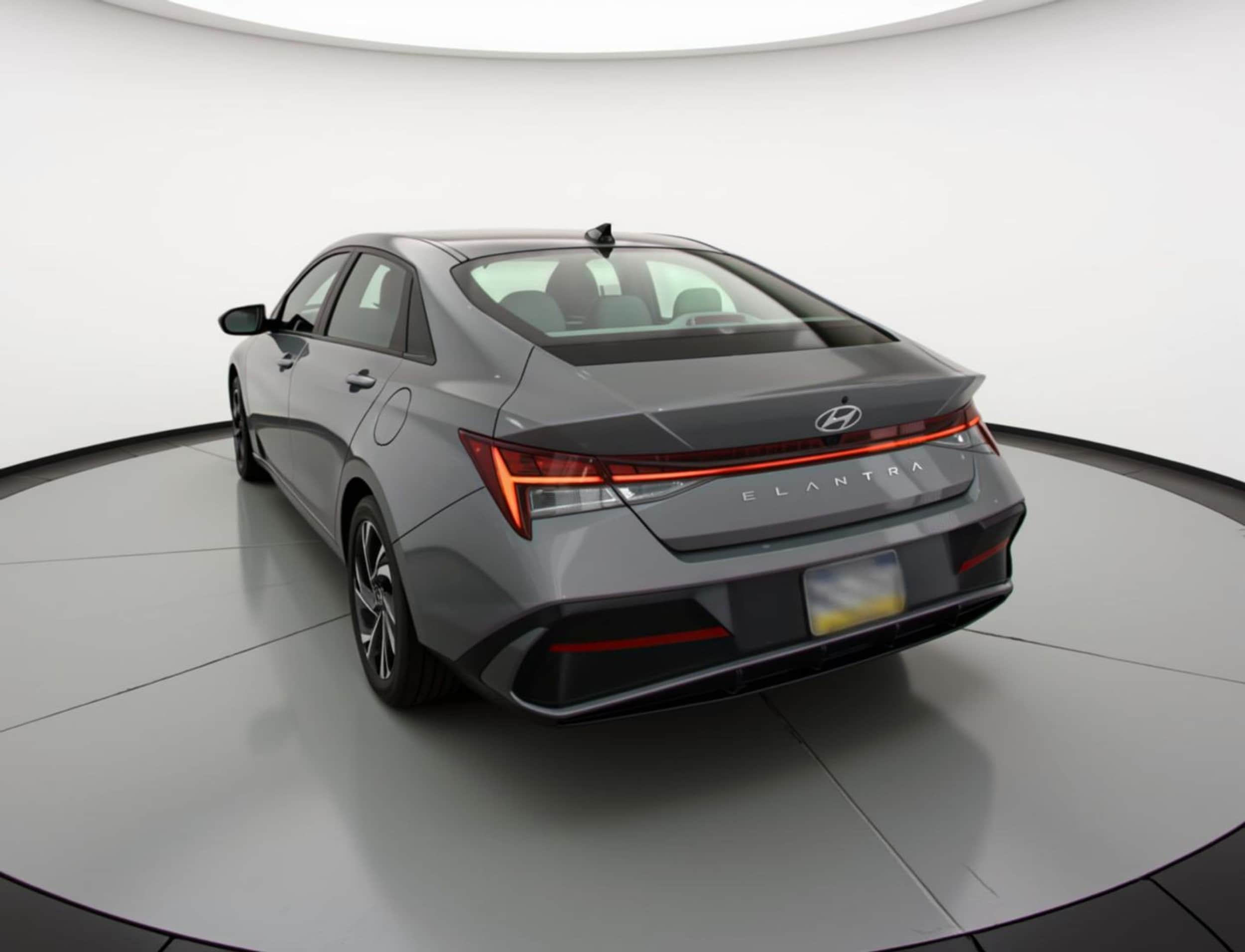 Thumbnail: 2025 Hyundai Elantra - 5