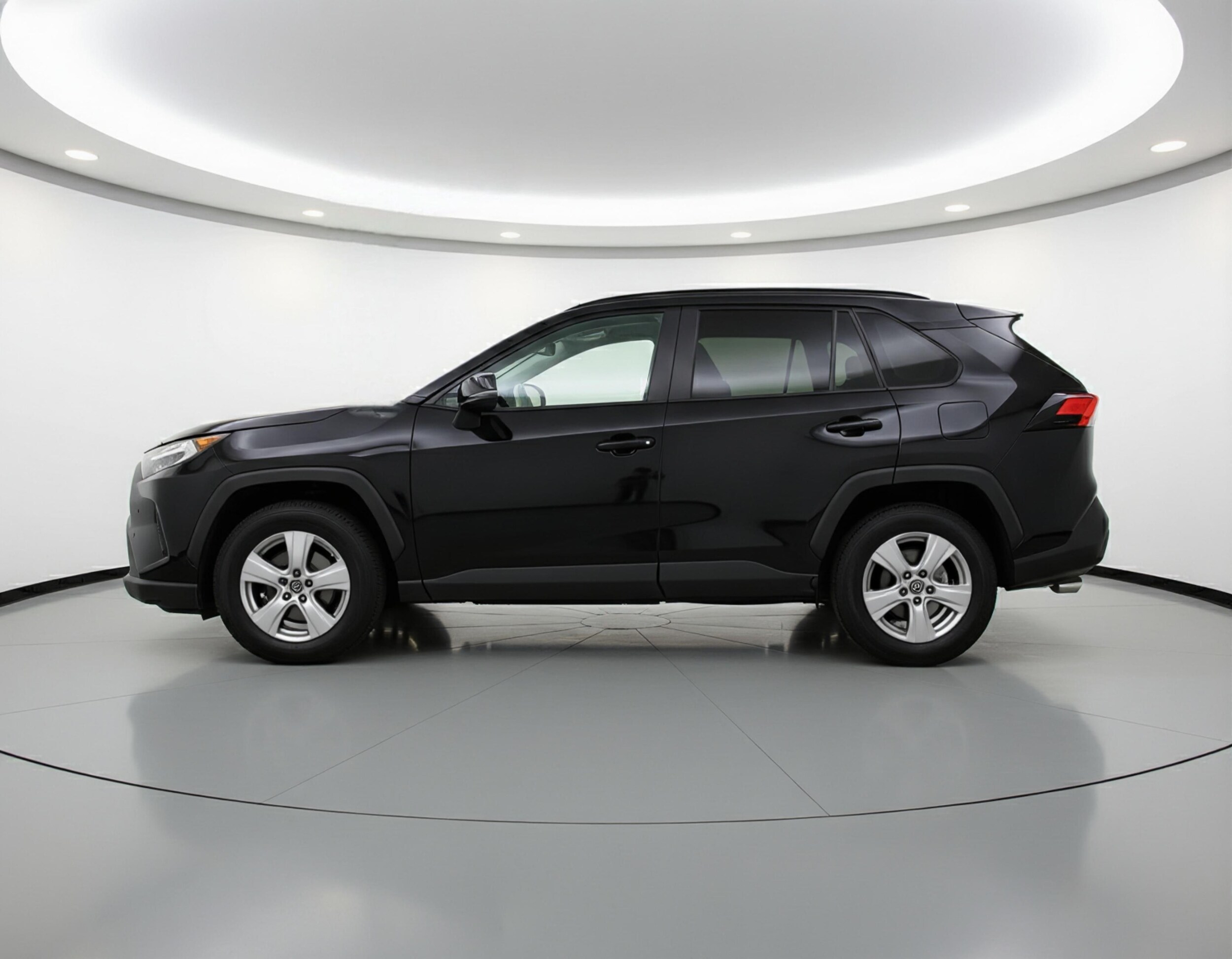 Thumbnail: 2025 Toyota RAV4 - 4