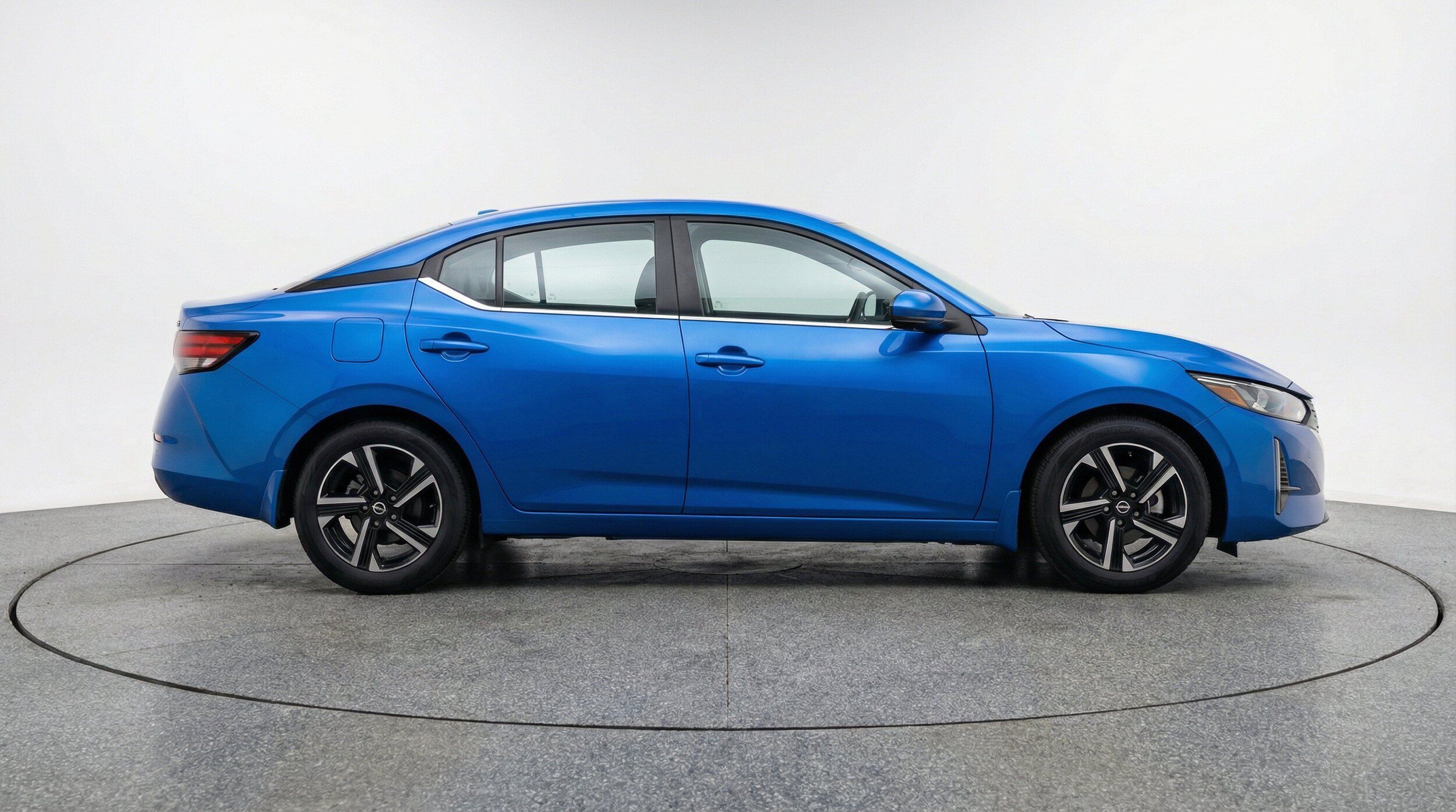 Thumbnail: 2025 Nissan Sentra - 11