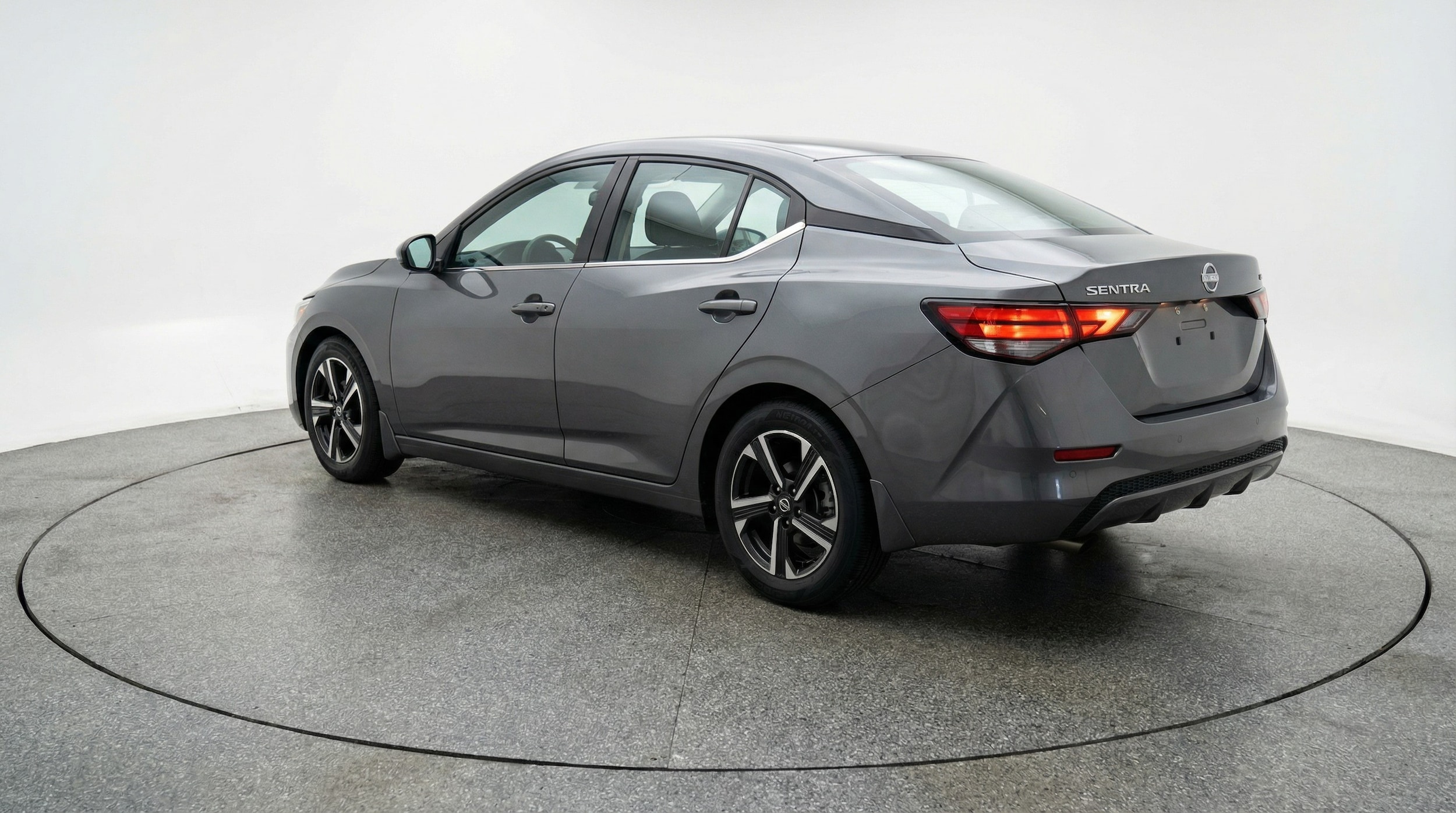 Thumbnail: 2025 Nissan Sentra - 5