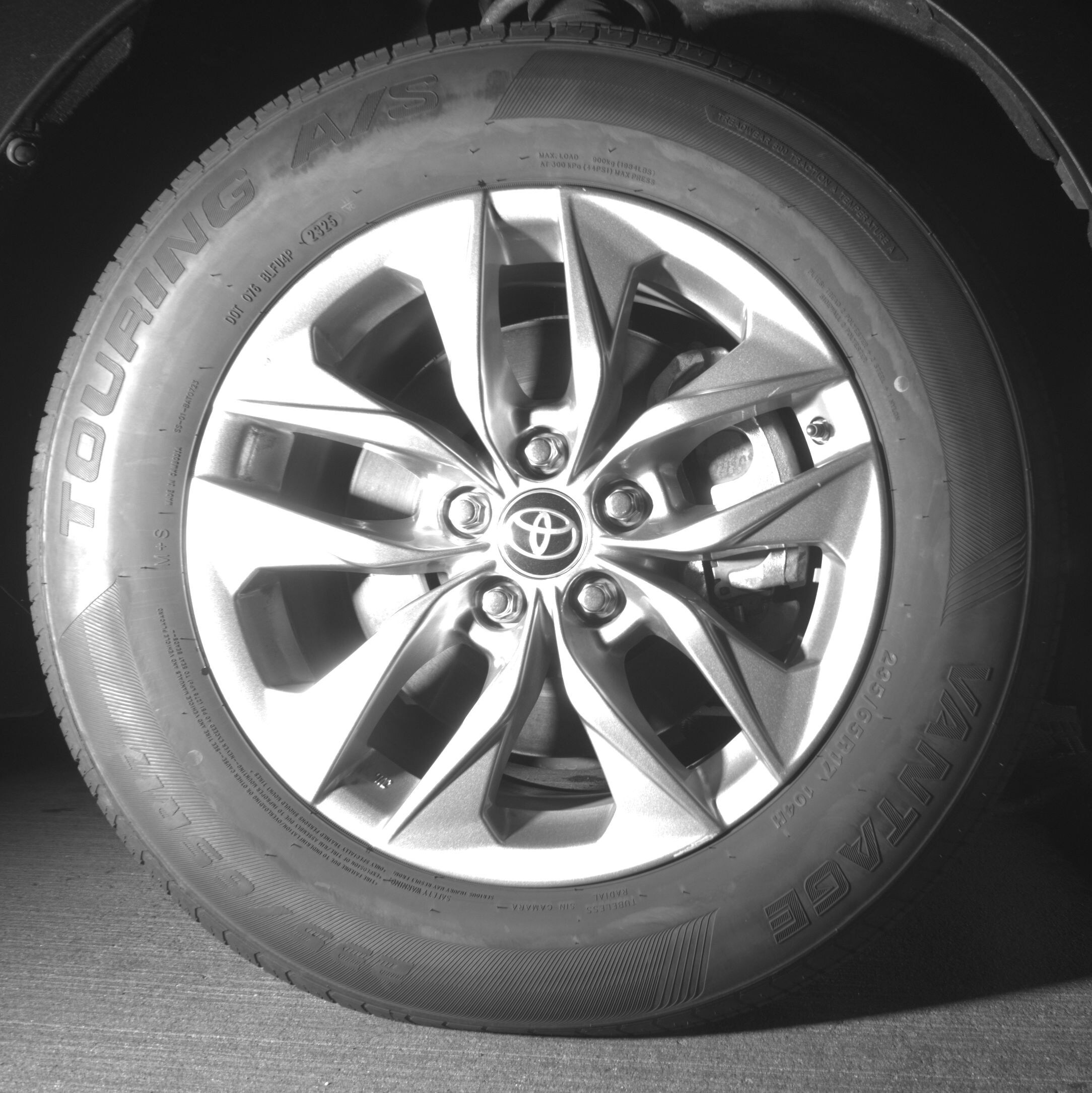 Thumbnail: 2024 Toyota Sienna - 10