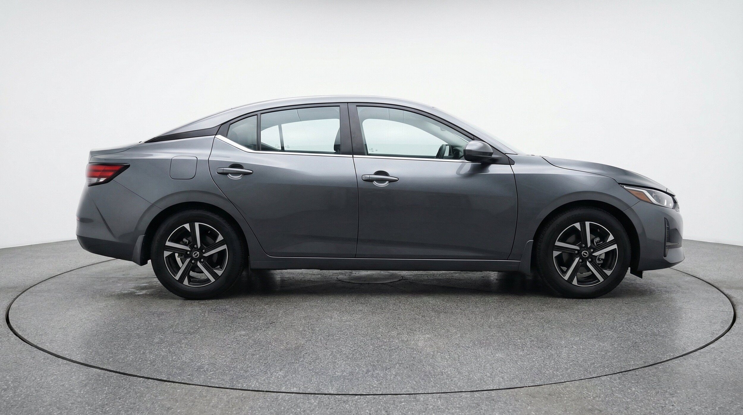 Thumbnail: 2025 Nissan Sentra - 10