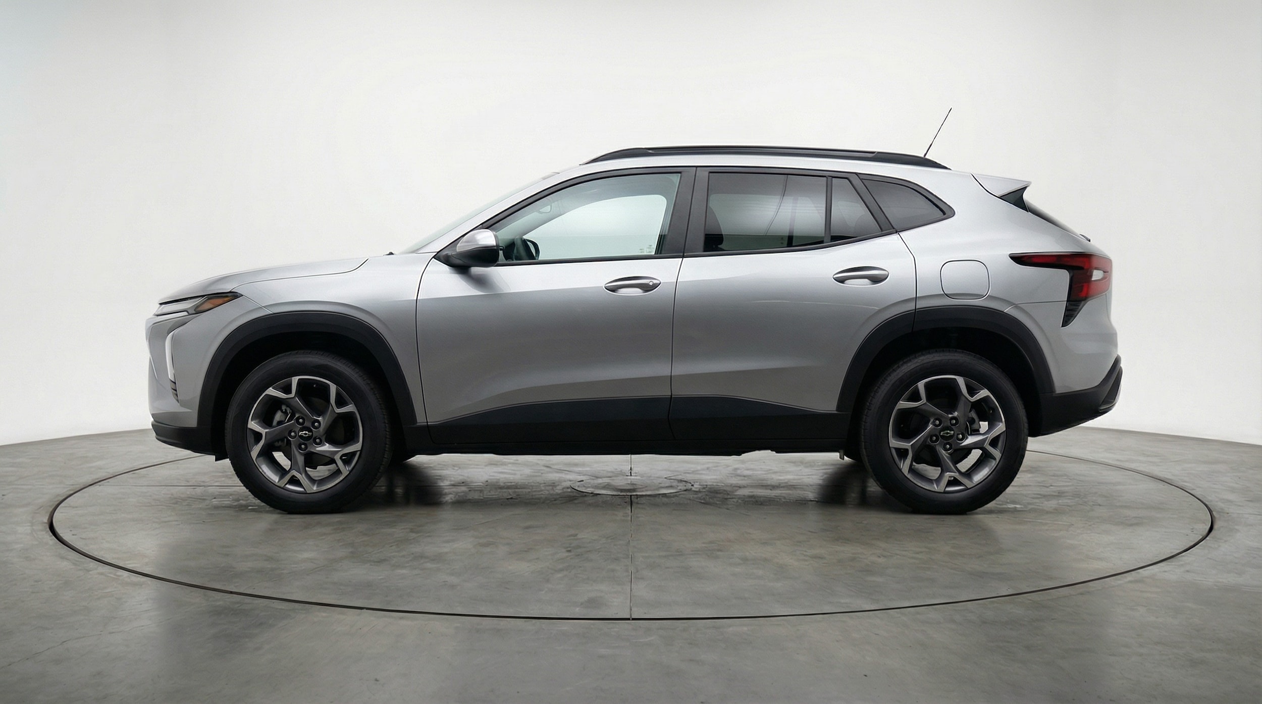 Thumbnail: 2025 Chevrolet Trax - 4