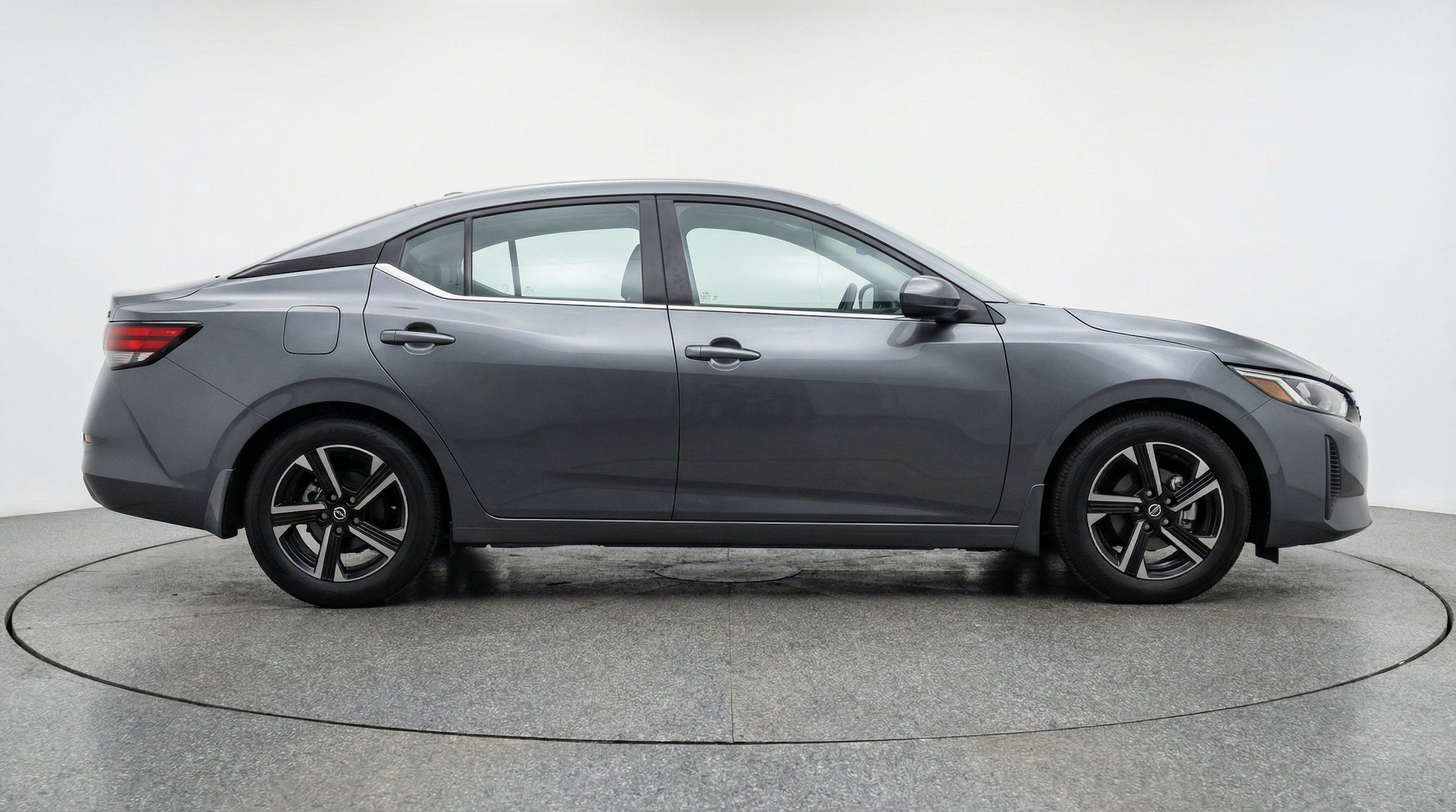 Thumbnail: 2025 Nissan Sentra - 11