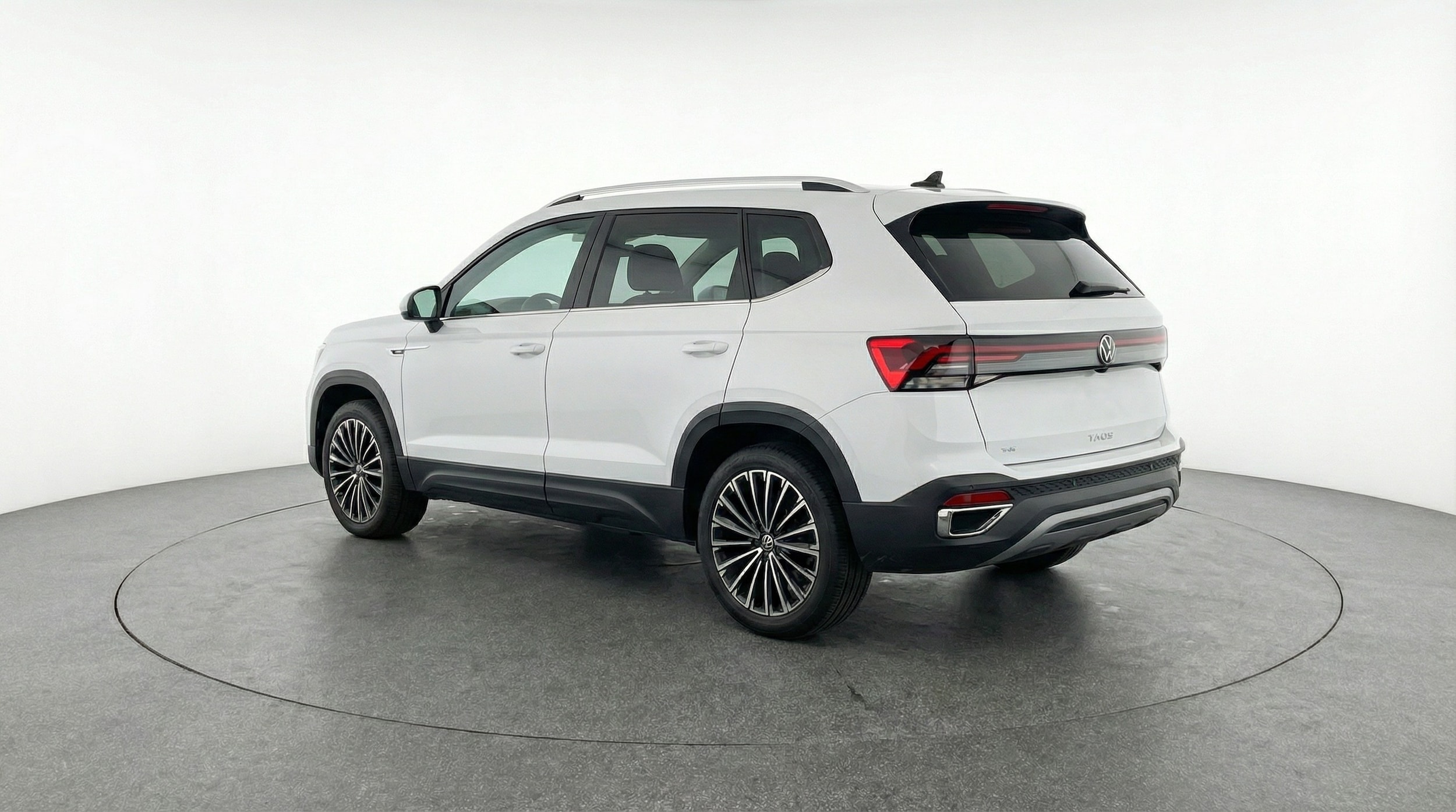 Thumbnail: 2025 Volkswagen Taos - 5