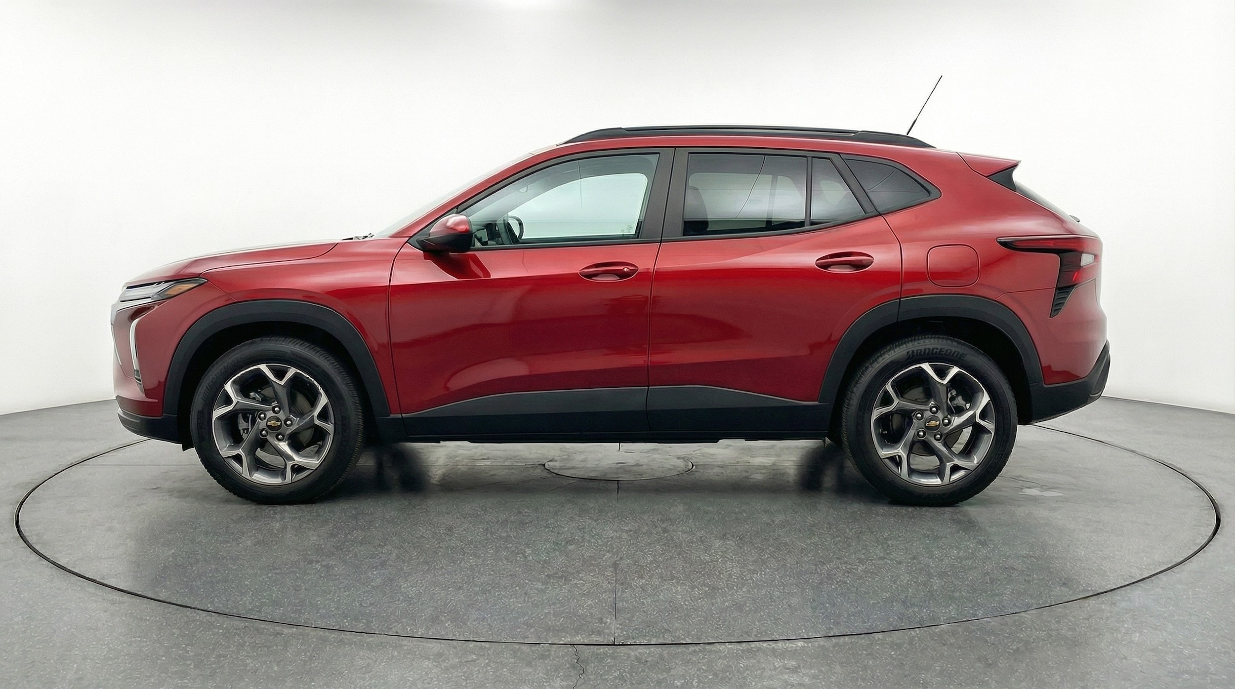 Thumbnail: 2025 Chevrolet Trax - 4