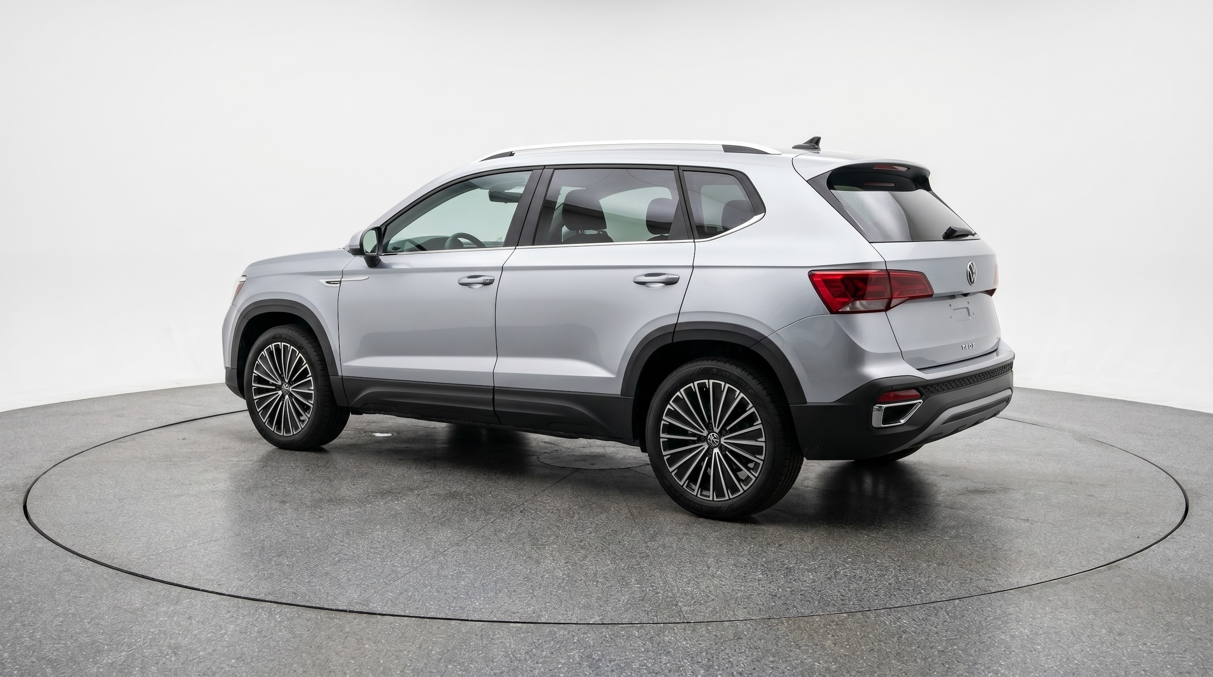 Thumbnail: 2025 Volkswagen Taos - 5