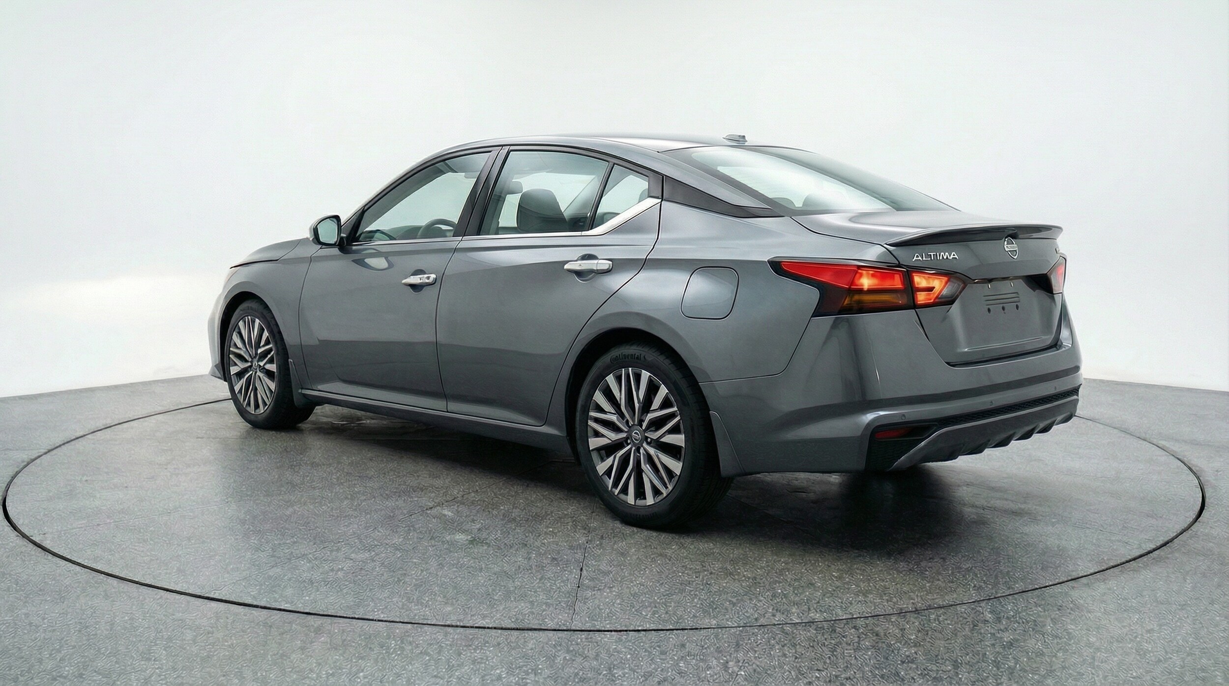 Thumbnail: 2025 Nissan Altima - 5