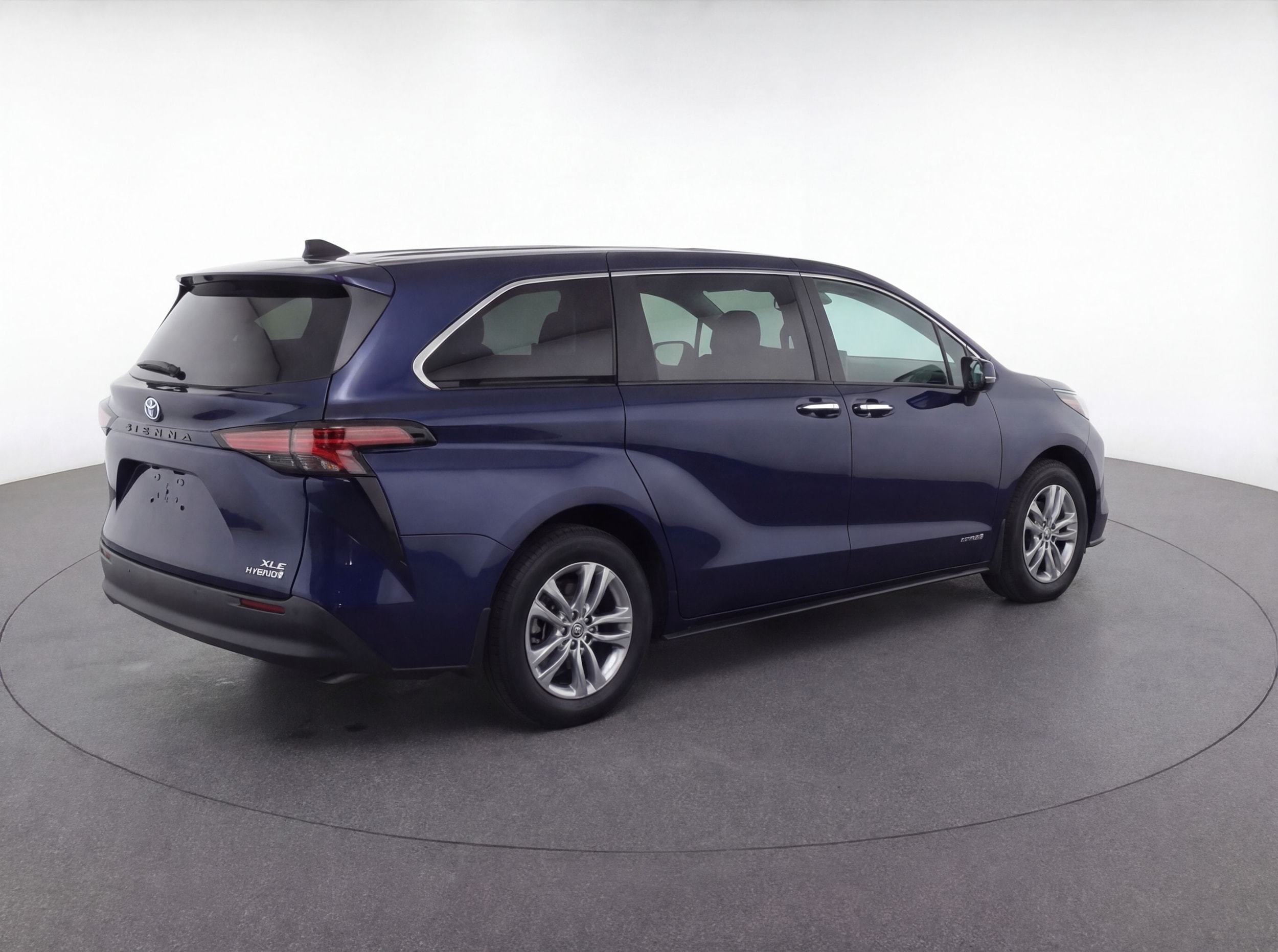 Thumbnail: 2024 Toyota Sienna - 7