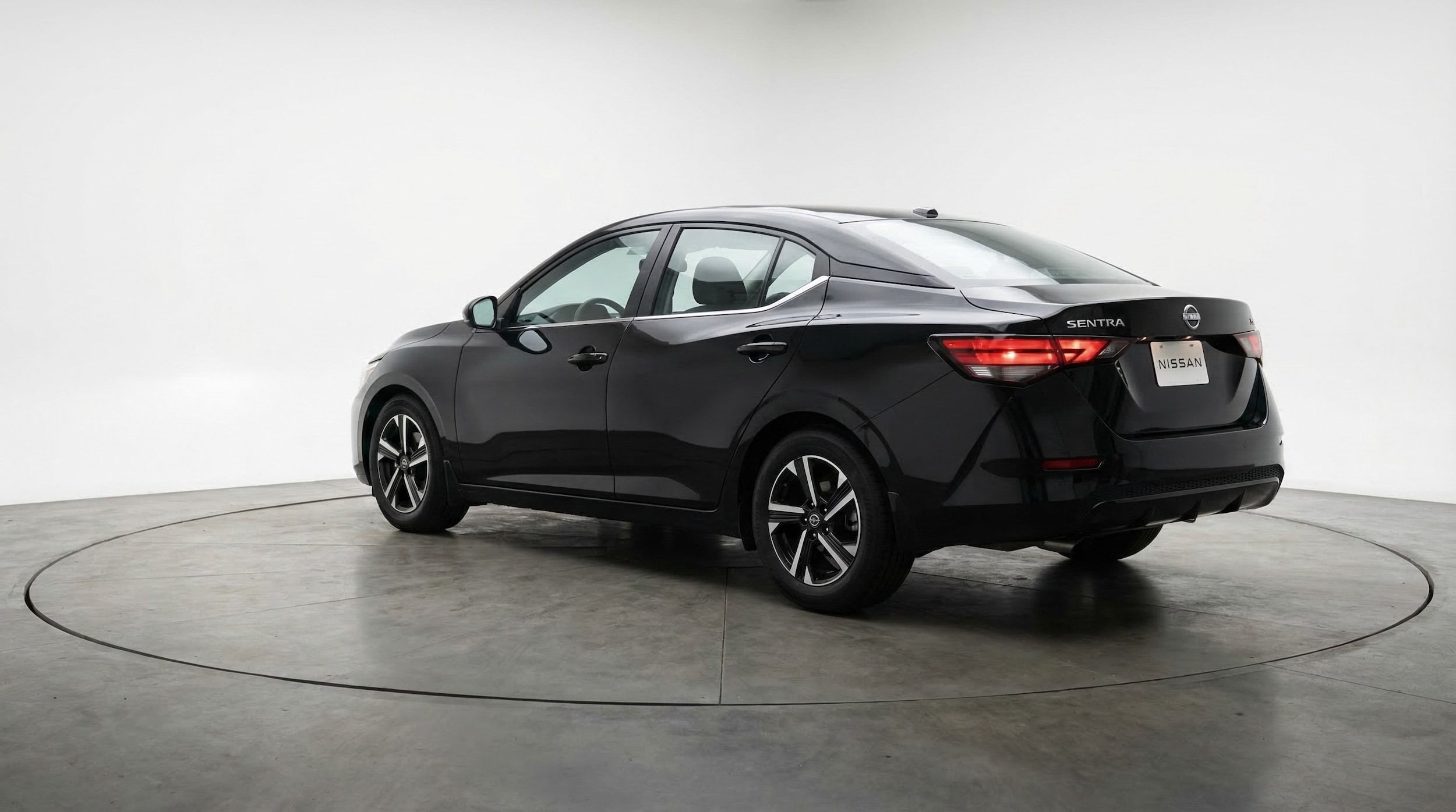 Thumbnail: 2025 Nissan Sentra - 5