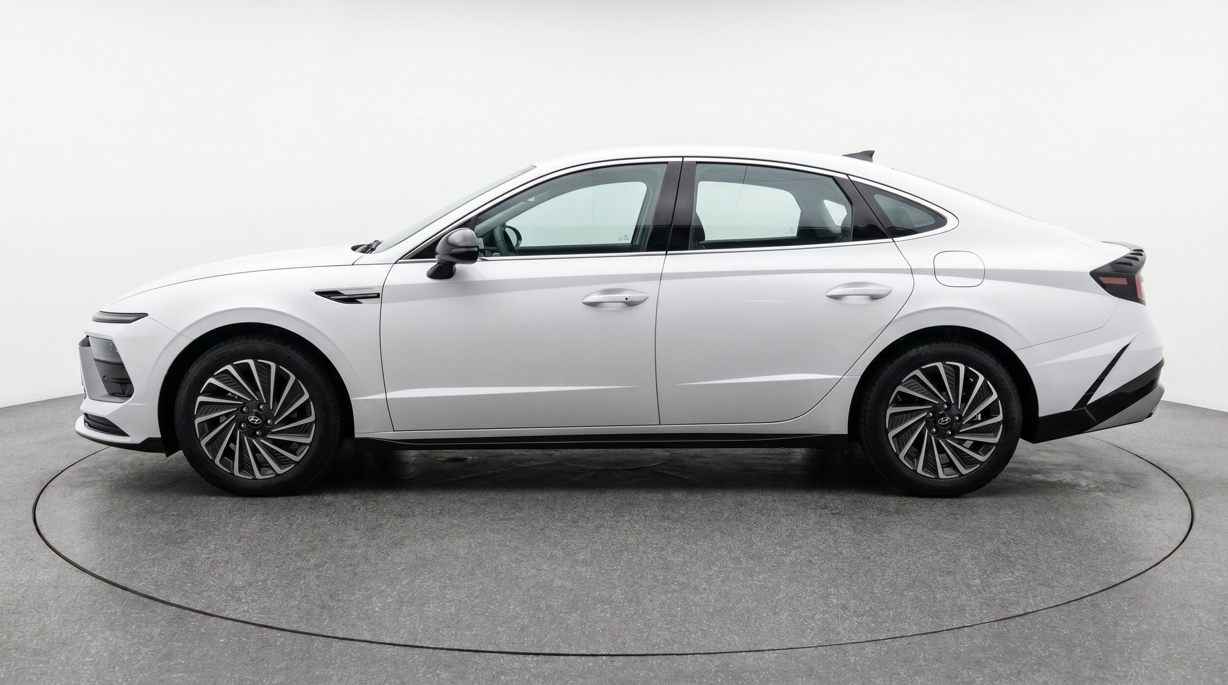 Thumbnail: 2025 Hyundai Sonata - 5