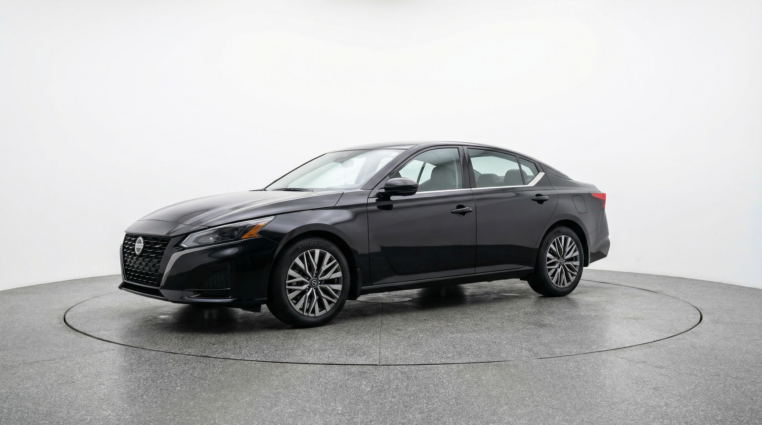 Thumbnail: 2025 Nissan Altima - 3