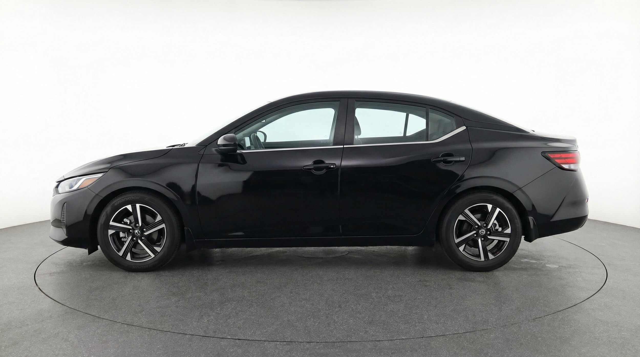 Thumbnail: 2025 Nissan Sentra - 4