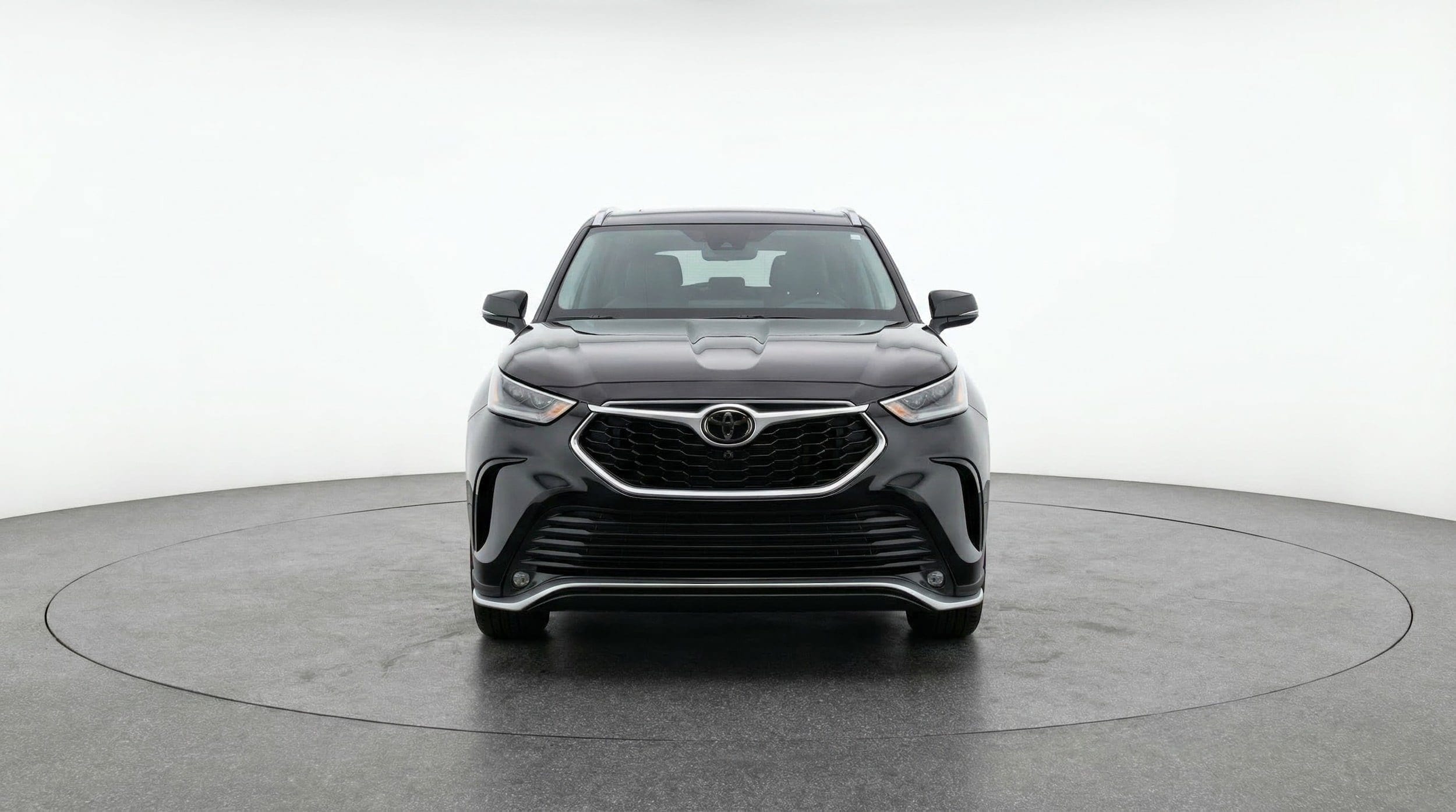 Thumbnail: 2025 Toyota Highlander - 2