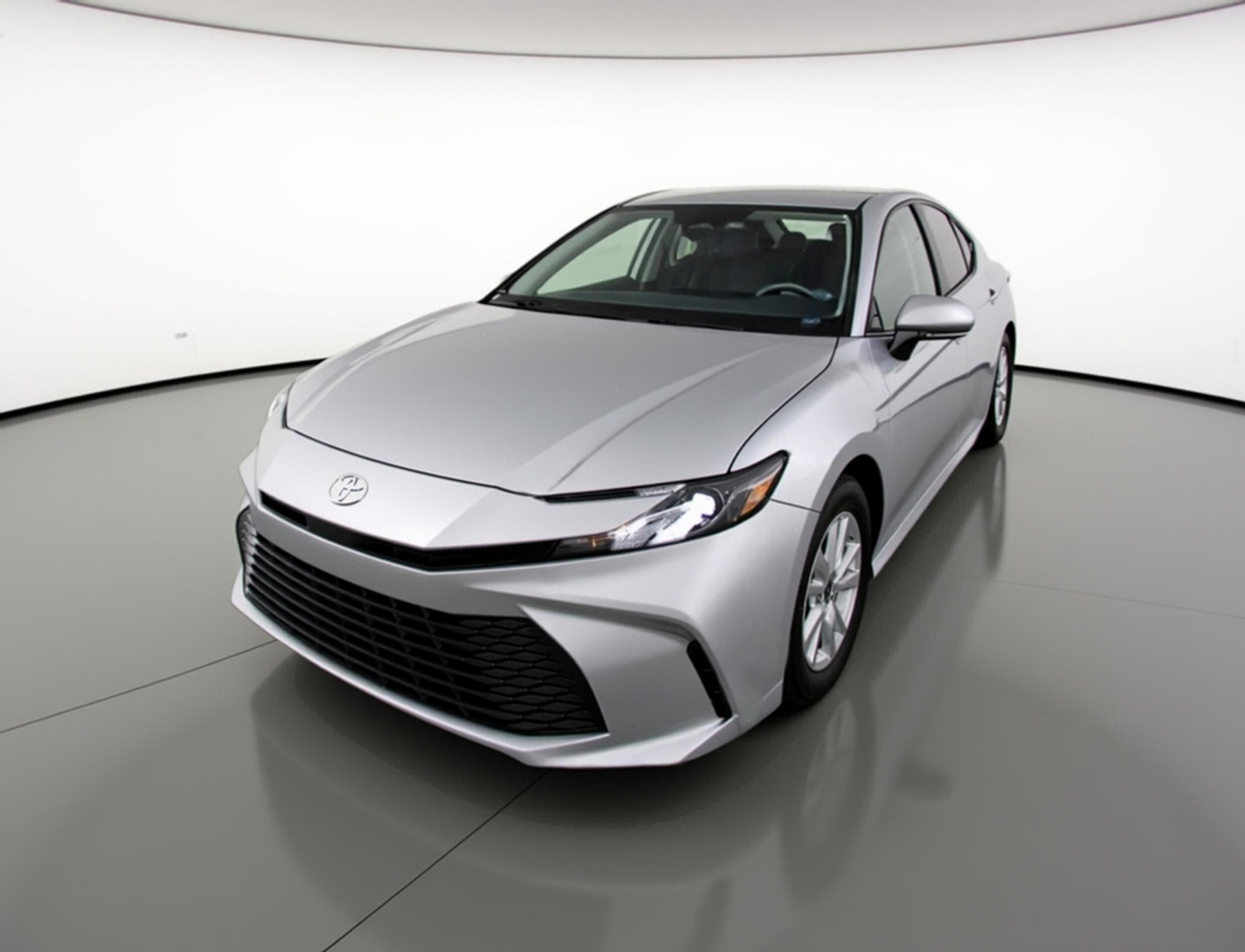 Thumbnail: 2025 Toyota Camry - 3