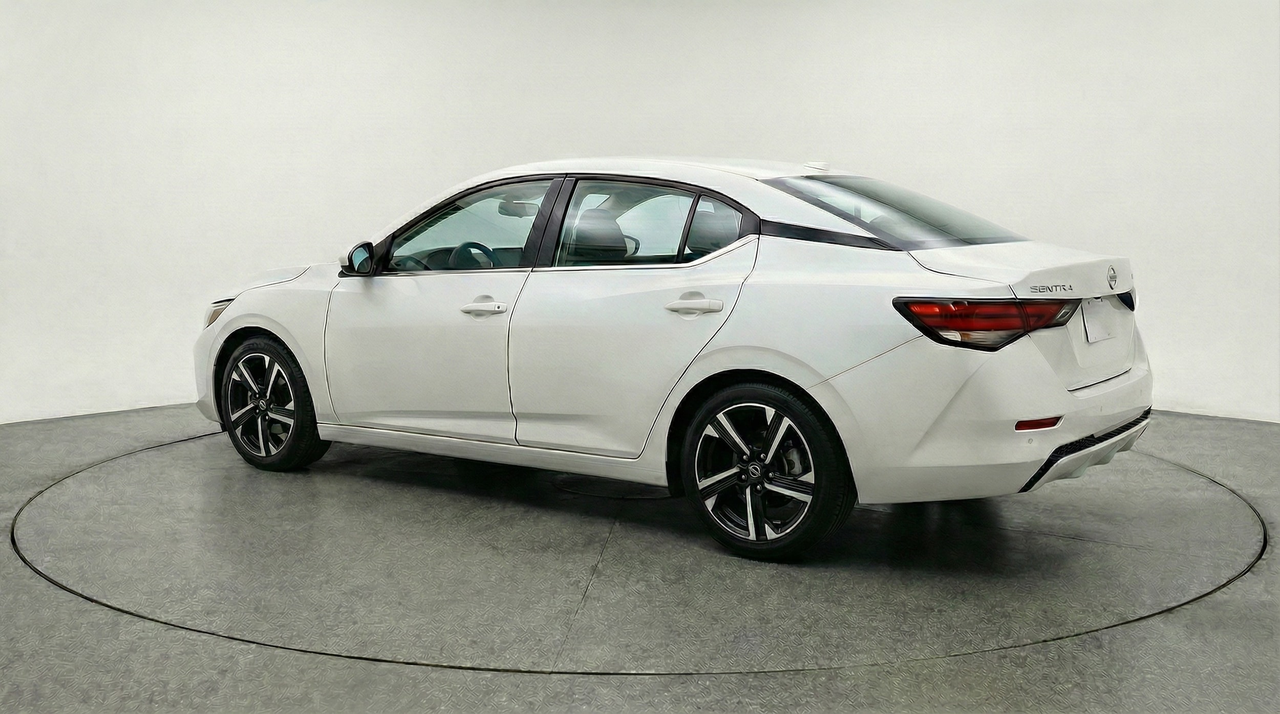 Thumbnail: 2025 Nissan Sentra - 5