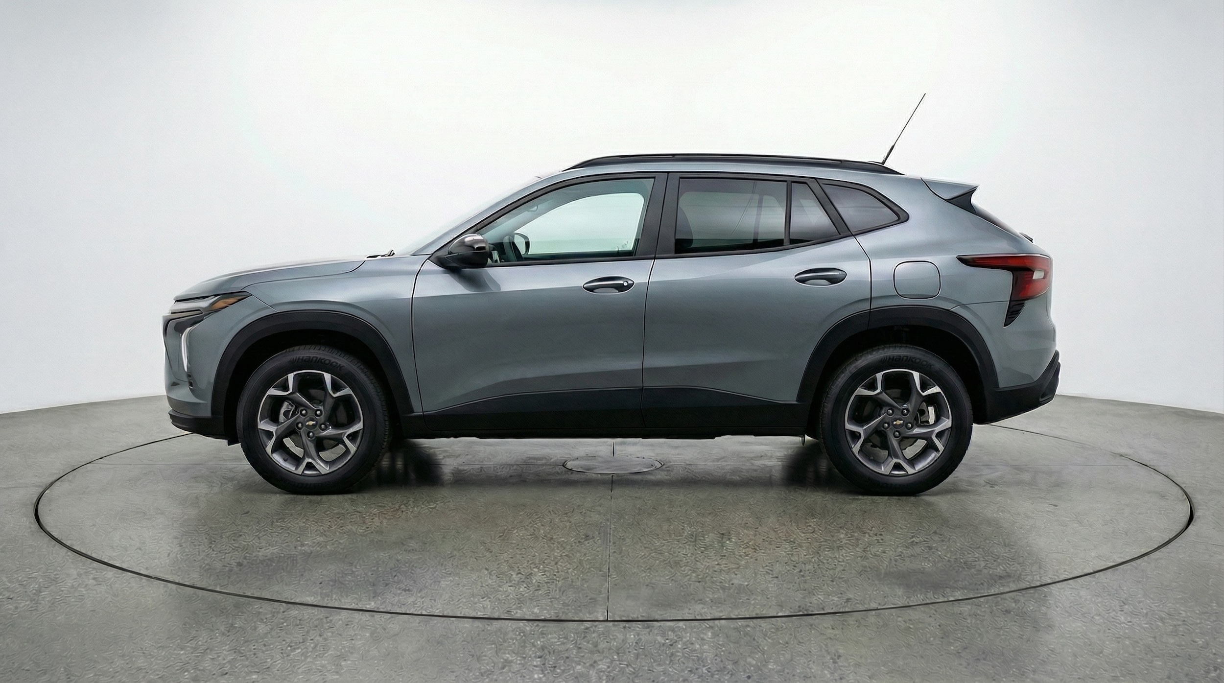 Thumbnail: 2025 Chevrolet Trax - 4