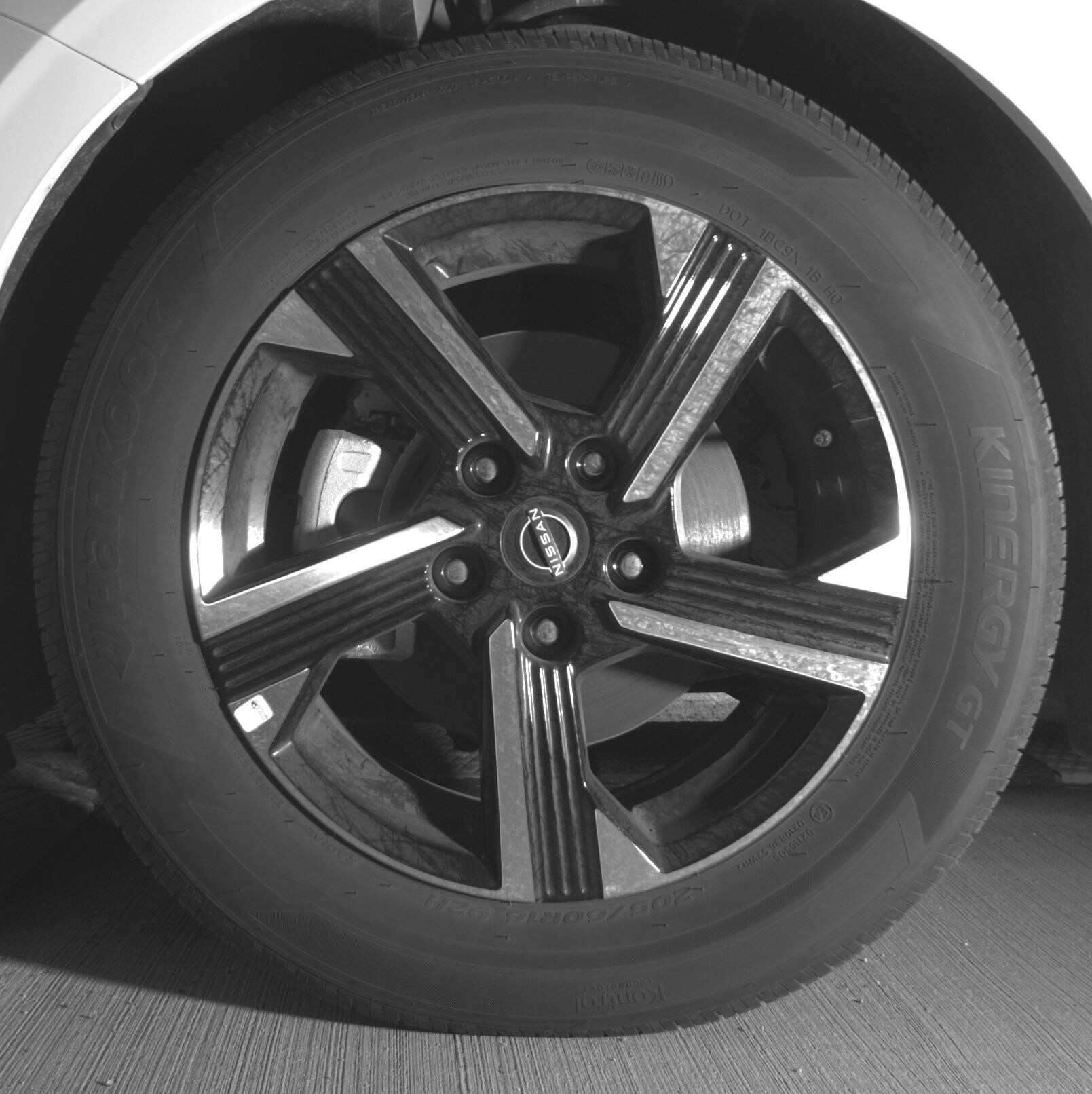 Thumbnail: 2025 Nissan Sentra - 9