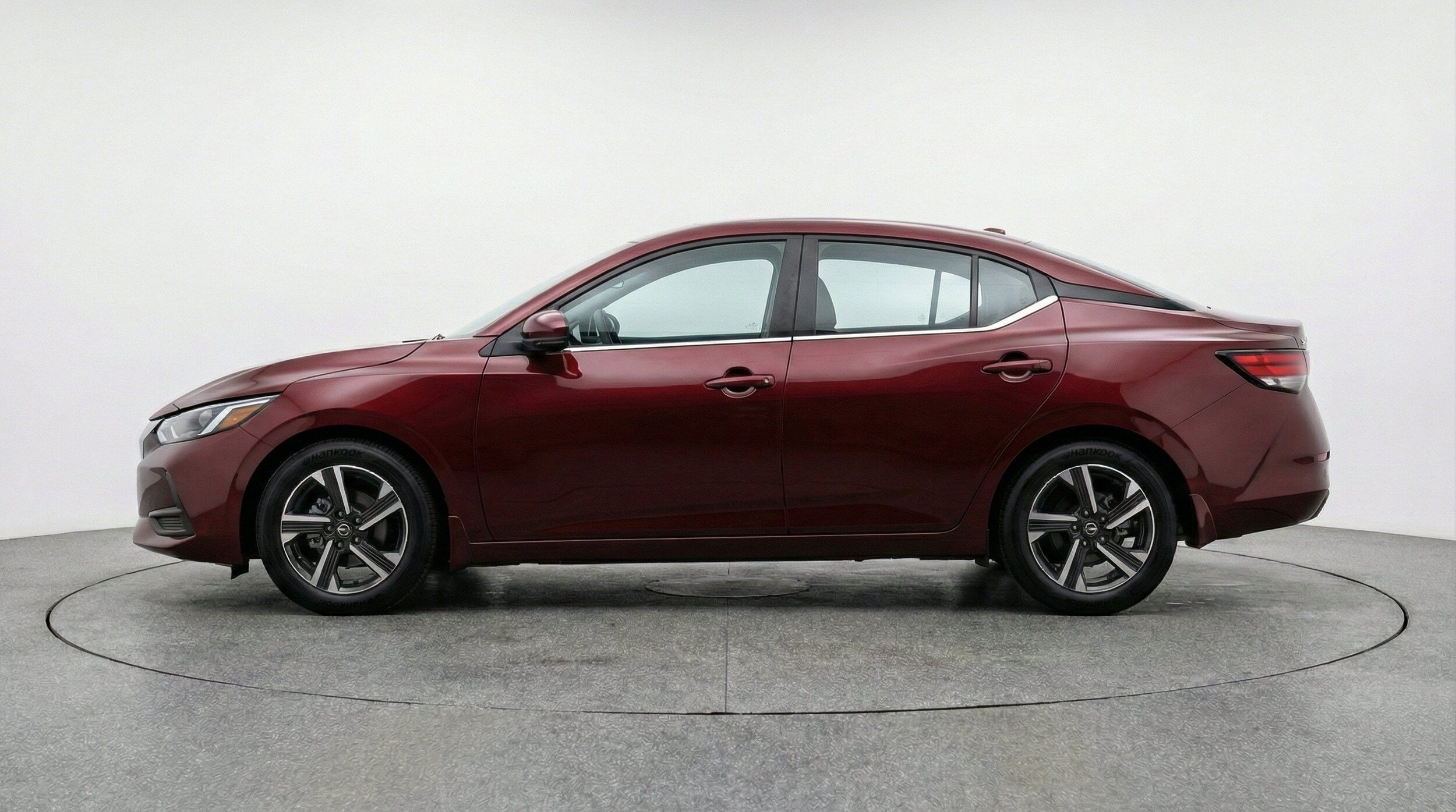 Thumbnail: 2025 Nissan Sentra - 5