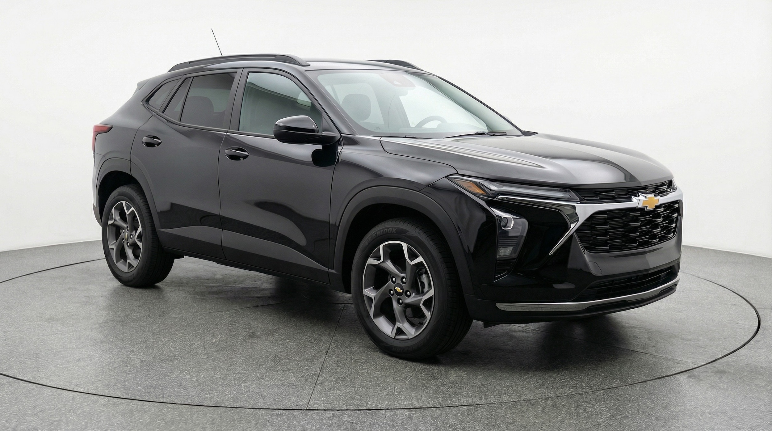 Thumbnail: 2025 Chevrolet Trax - 1