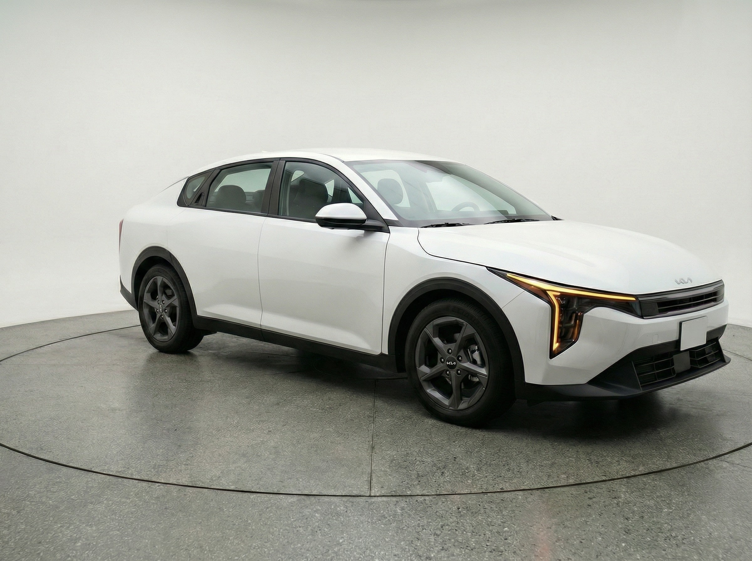 Thumbnail: 2025 Kia K4 - 1