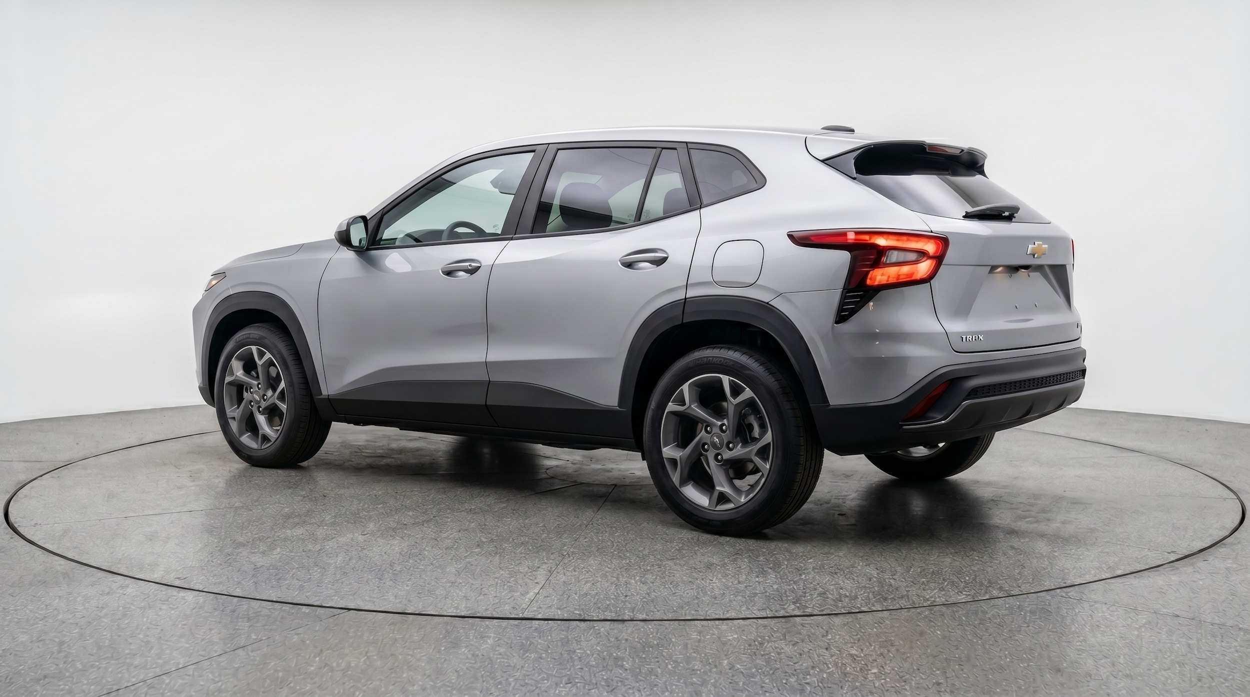 Thumbnail: 2025 Chevrolet Trax - 5